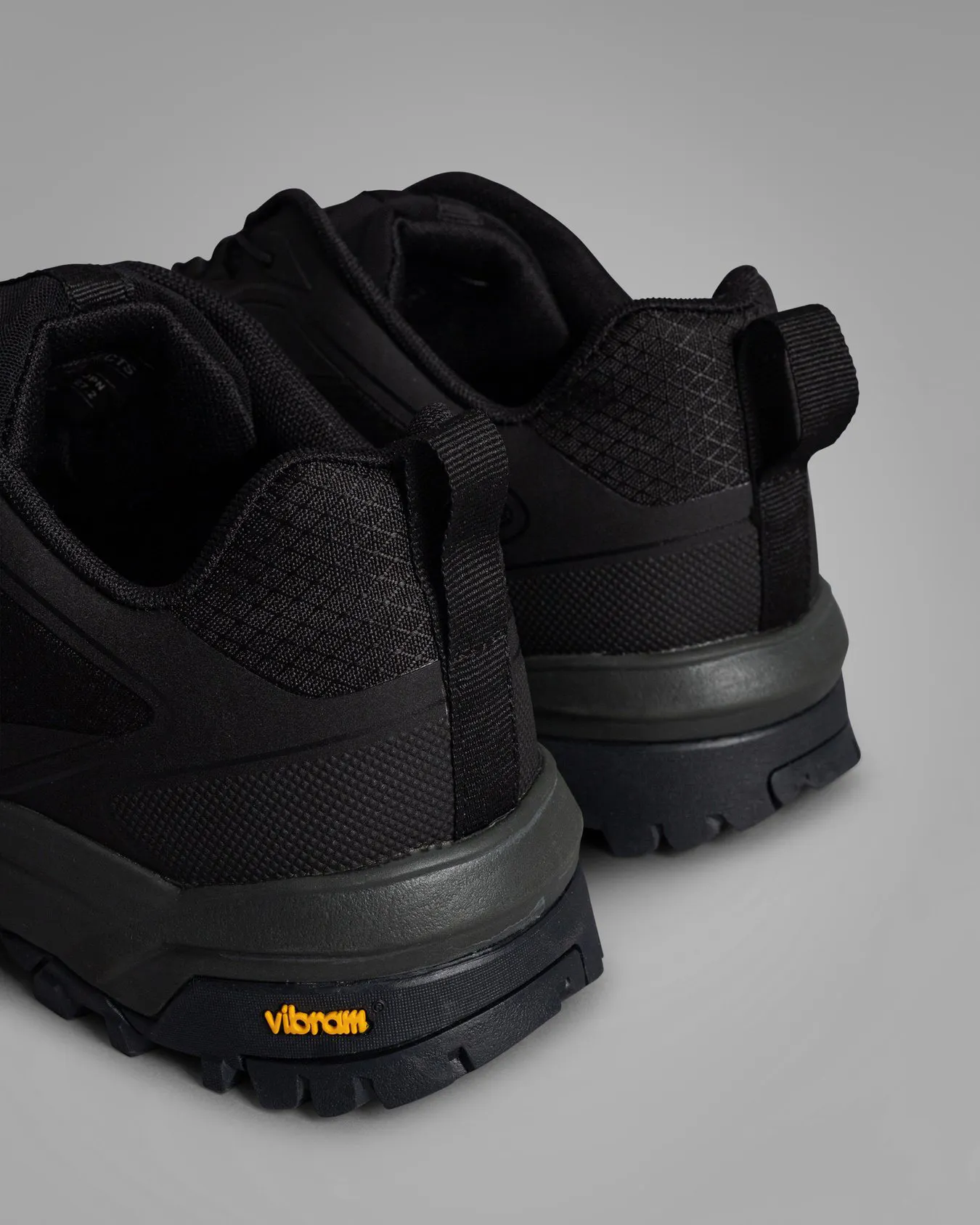 Norse Projects Laced Up Runner V02 Sneaker - Black | Performance