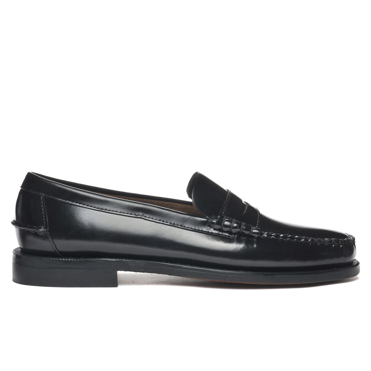 【関税込み】Sebago ブラック＆ホワイト Dan Lug ローファー Nydock62e82bf0ec39a98710154862