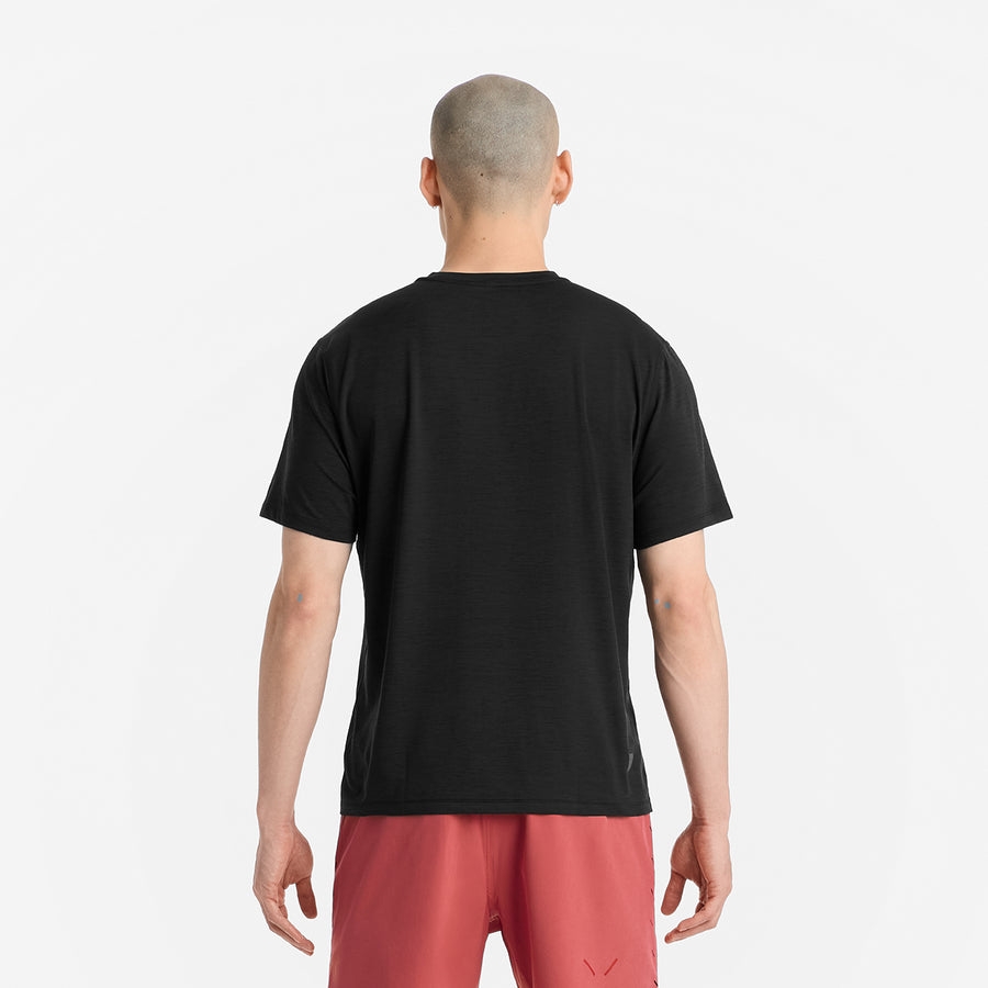 Ten Thousand Versatile T-Shirt - Black | Active T-Shirts