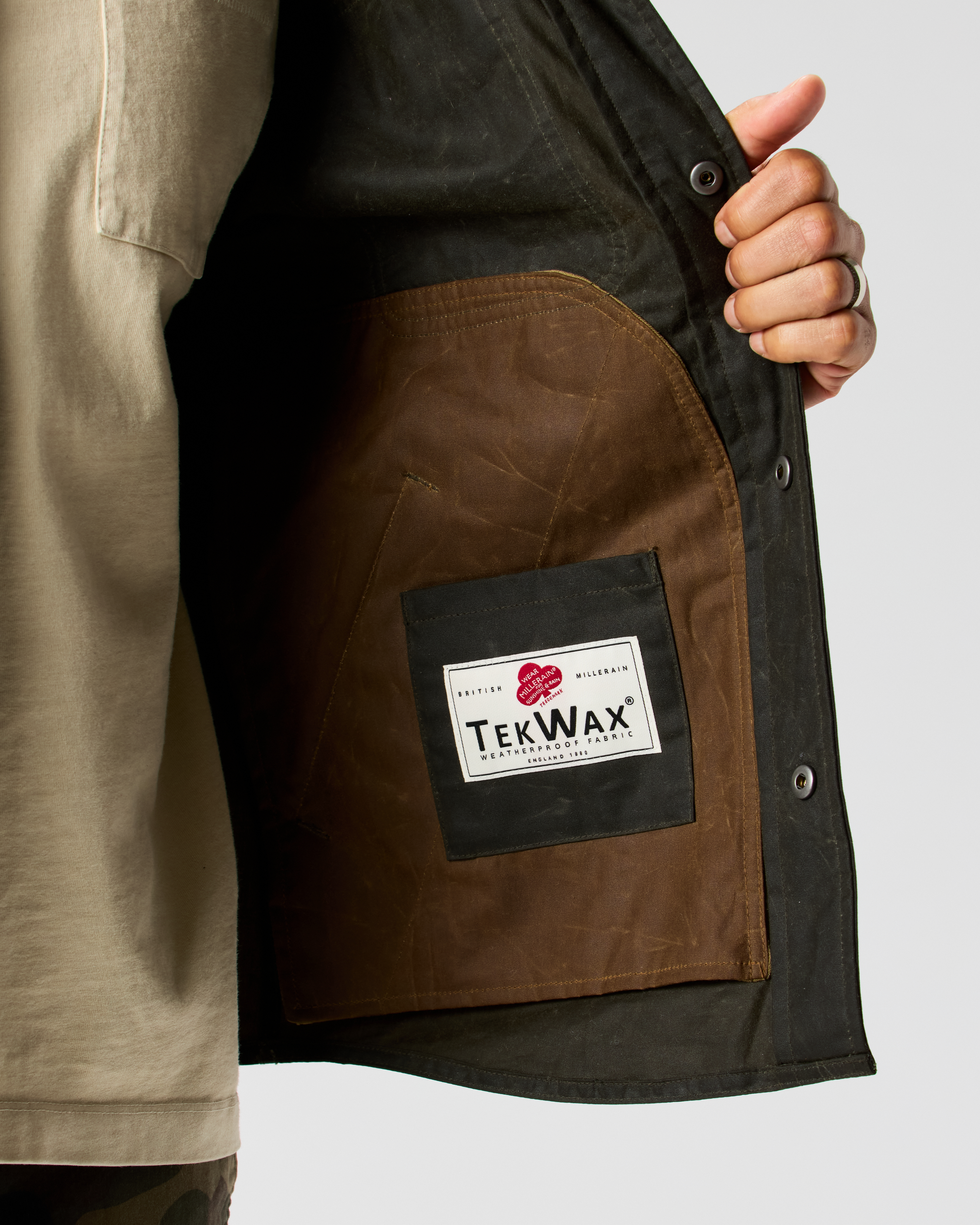 Flint and Tinder Bighorn Waxed Shirt Jacket - Forest | Waxed