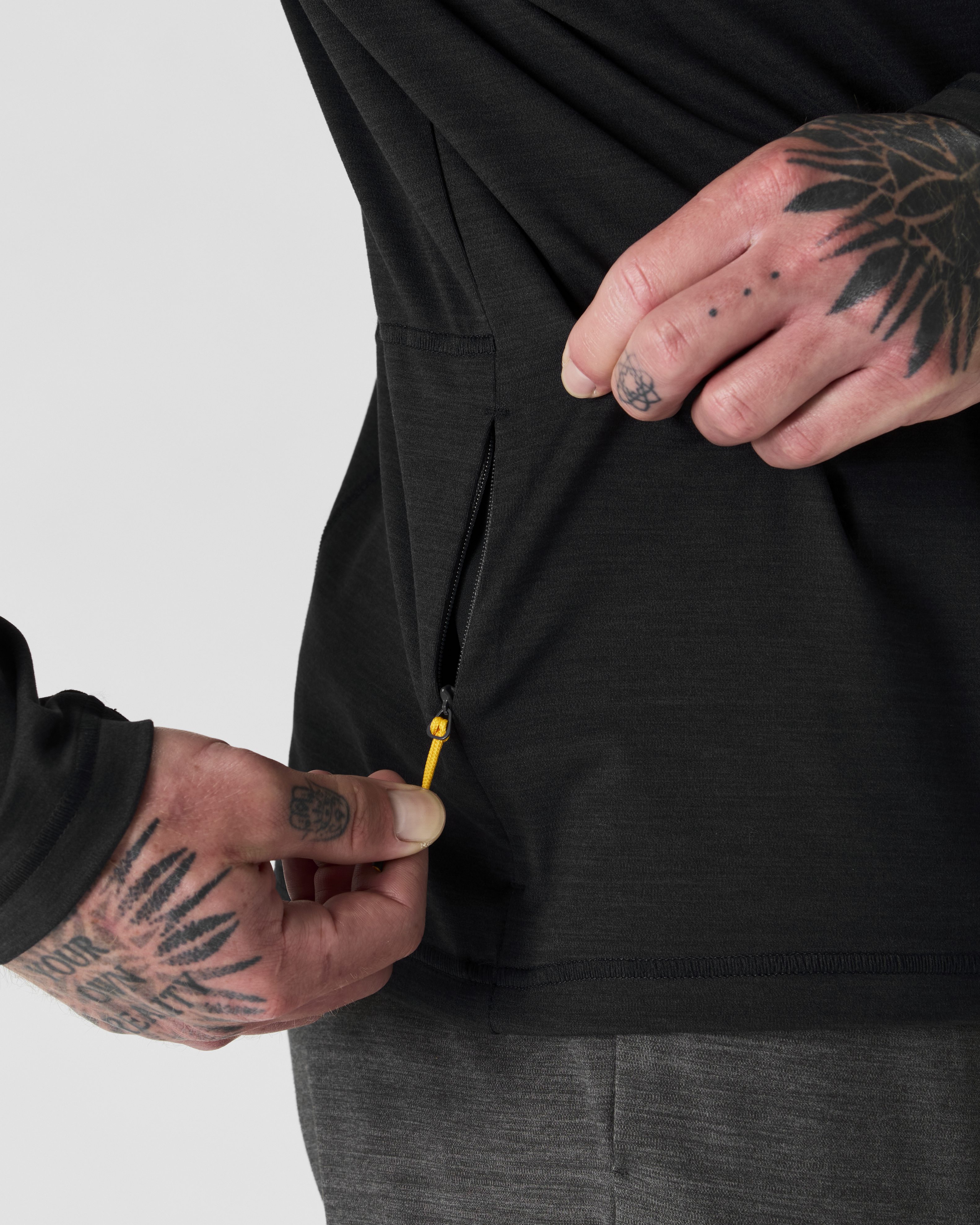 【開店記念セール！】 Wellen Zip Quarter | Heather Black - Zip Half Wellknit トップス