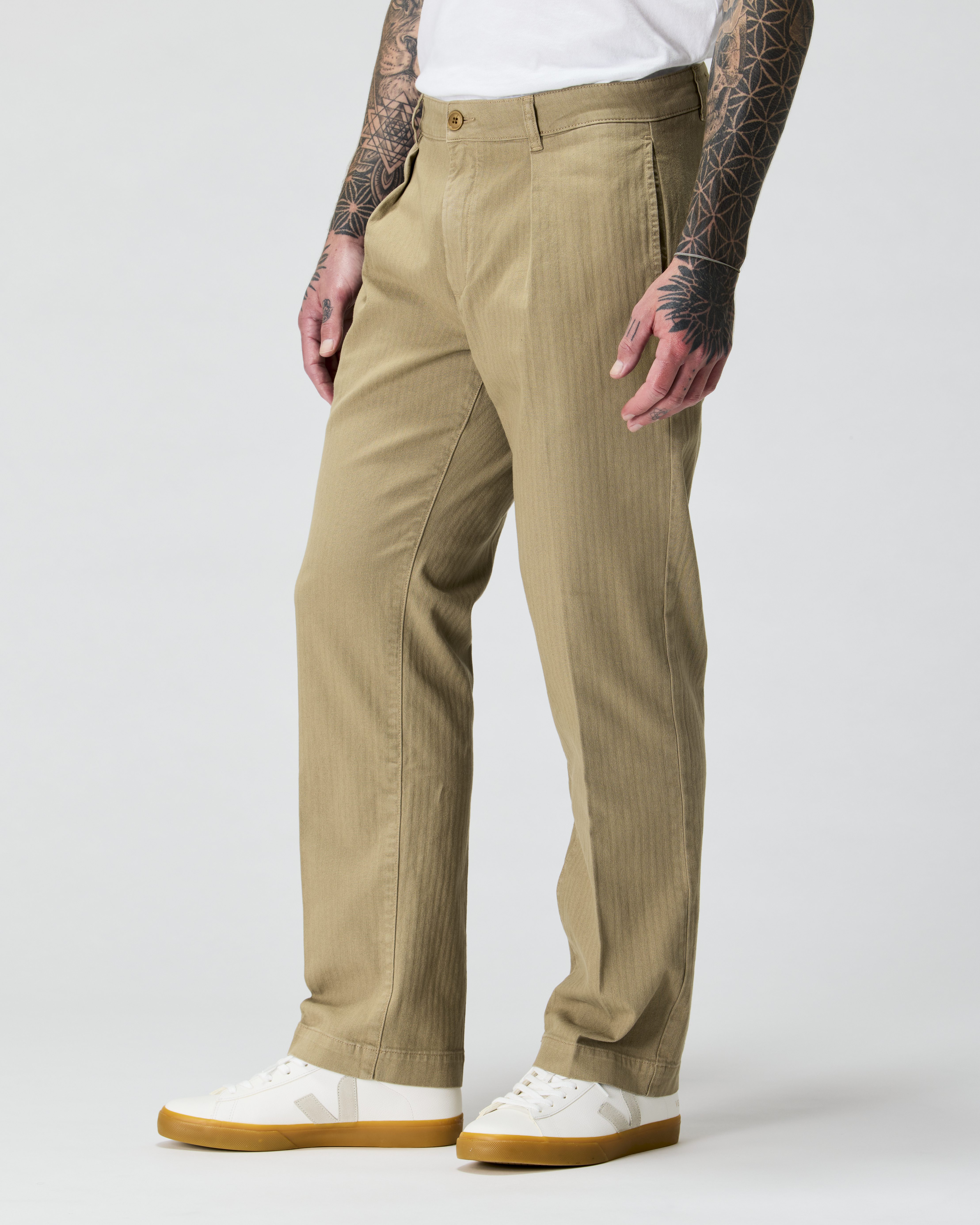Flint and Tinder Pleated Herringbone Chino - HB Classic - Tan