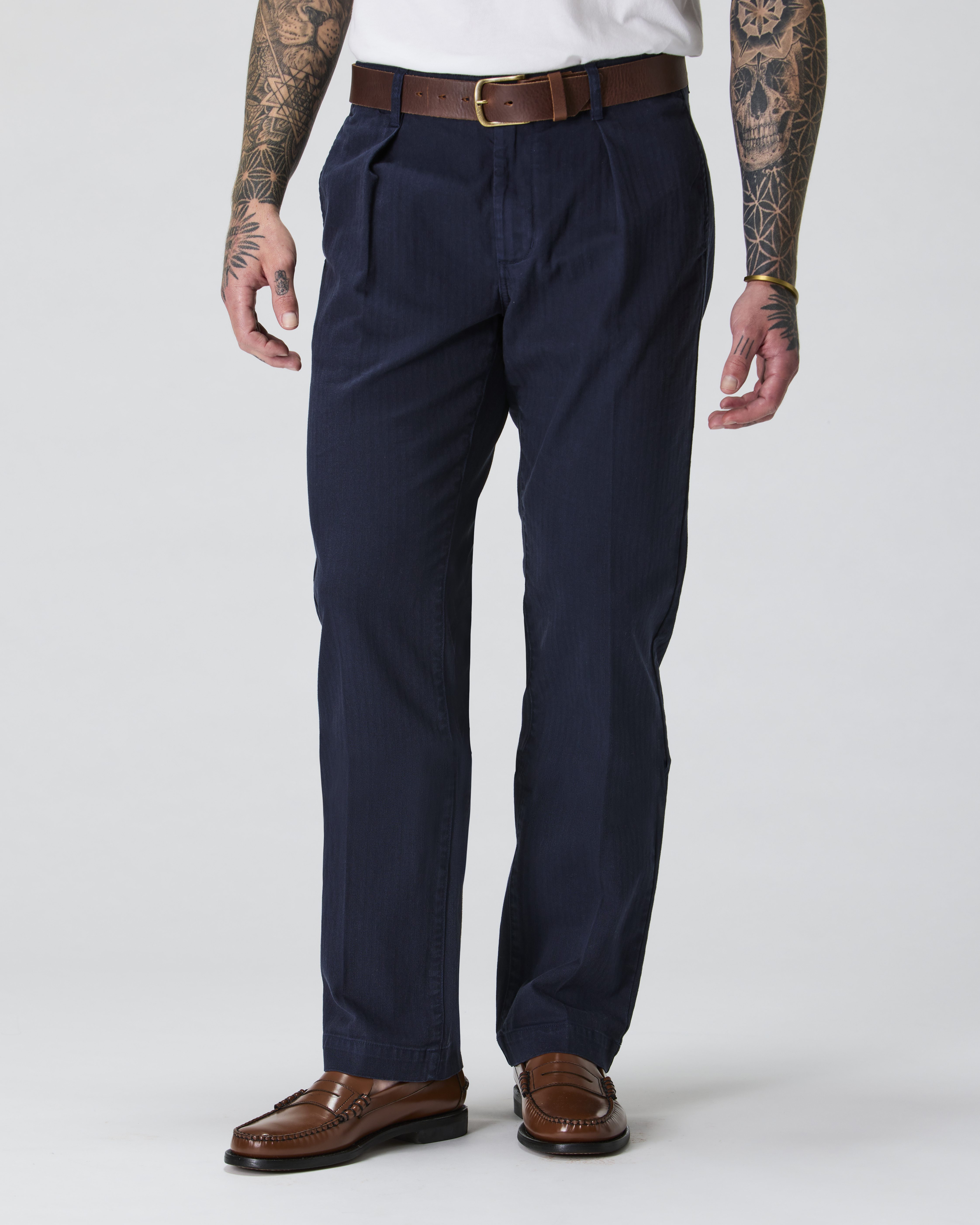 Flint and Tinder Pleated Herringbone Chino - HB Classic - Navy