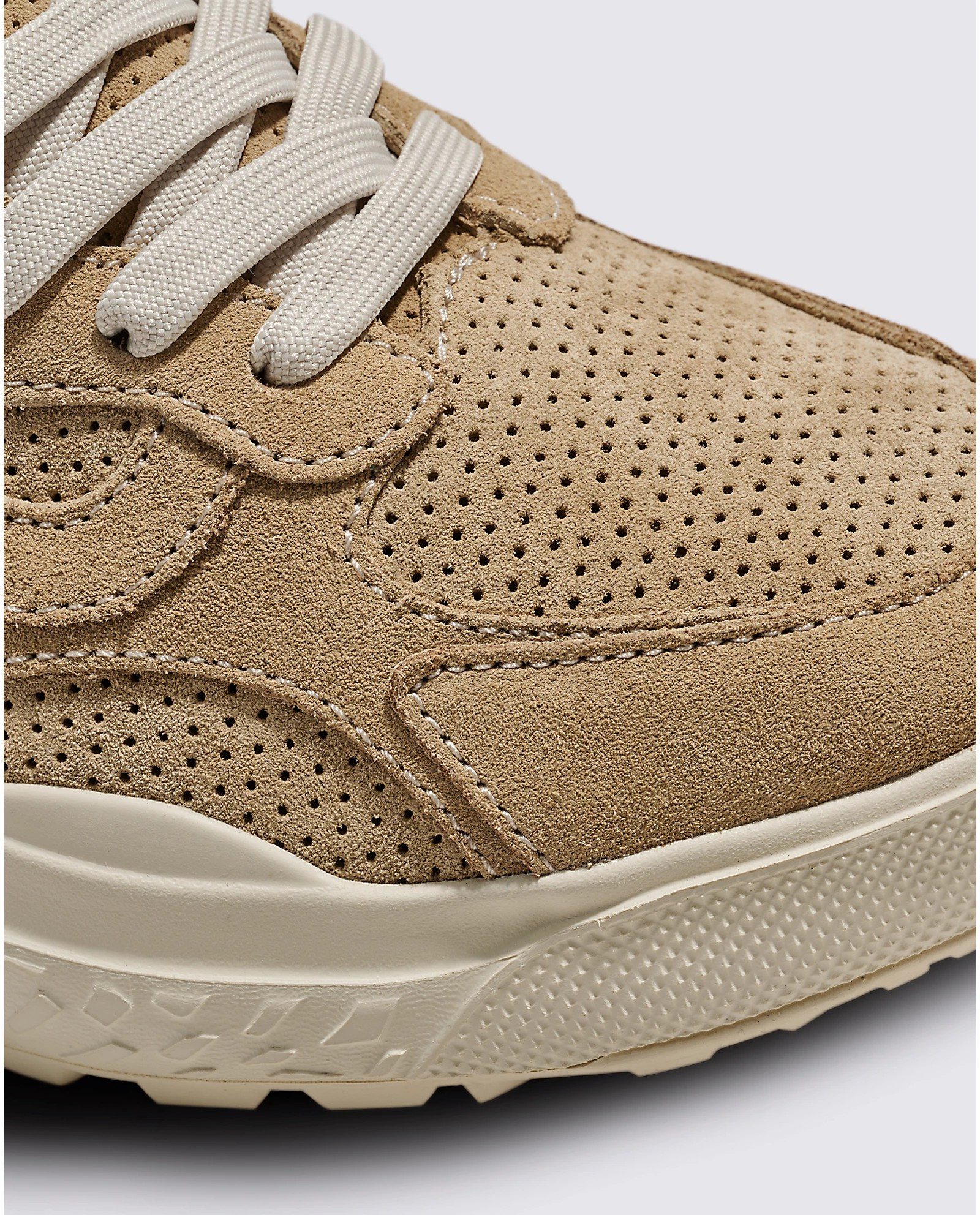 Vans MTE Ultrarange Neo VR3 Sneaker - Suede Cornstalk | Casual