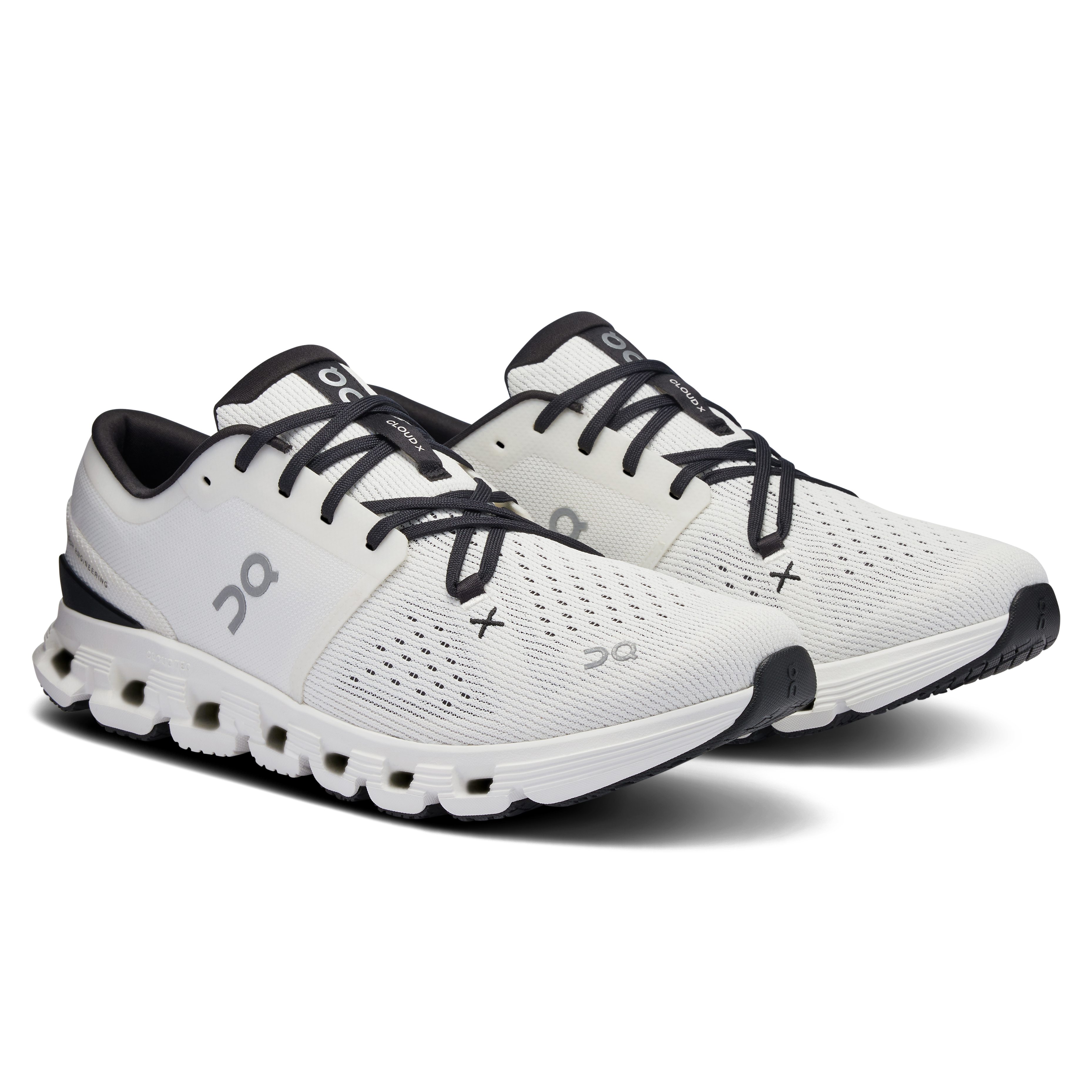 On Cloud X 4 Training Sneaker - Ivory/Black | Performance Sneakers
