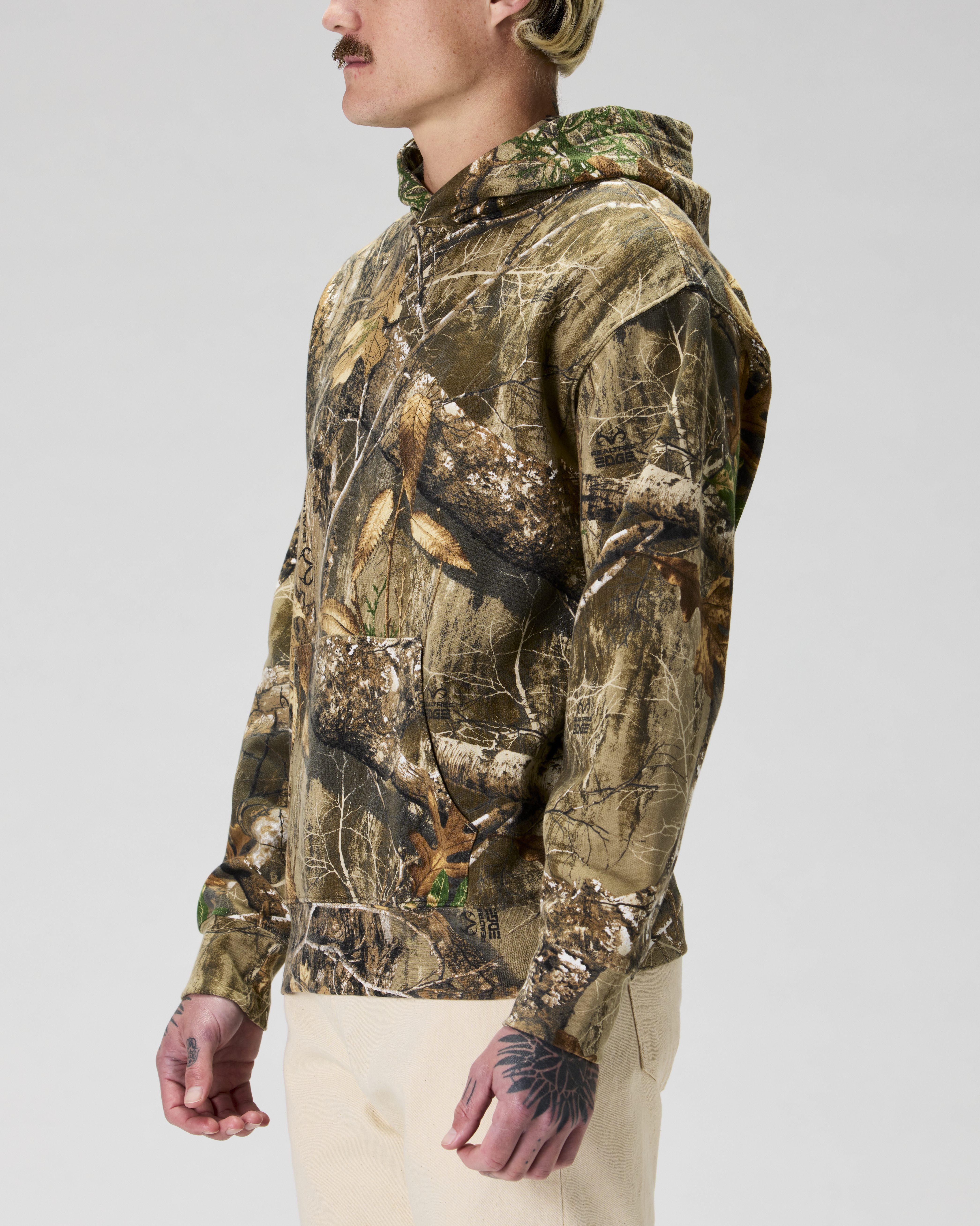 【新品】AKTR REALTREE CAMO PULLOVER AKTR REALTREE CAMO PULLOVER SHOOTING SHIRTS OL アクター