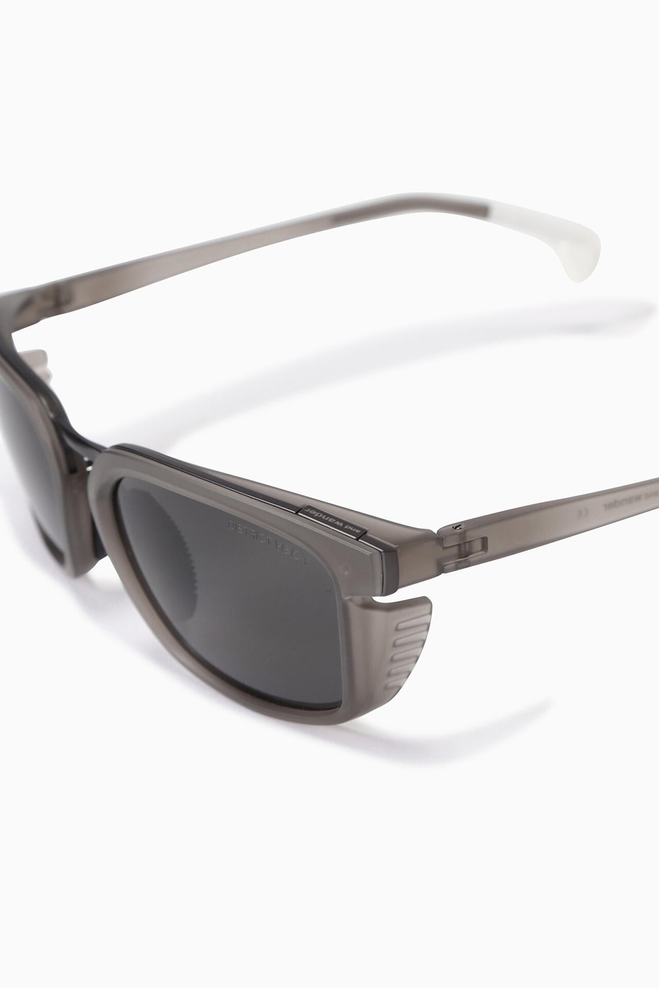 District Vision × and wander サイズ4 and wander District Vision x and wander Sunglasses