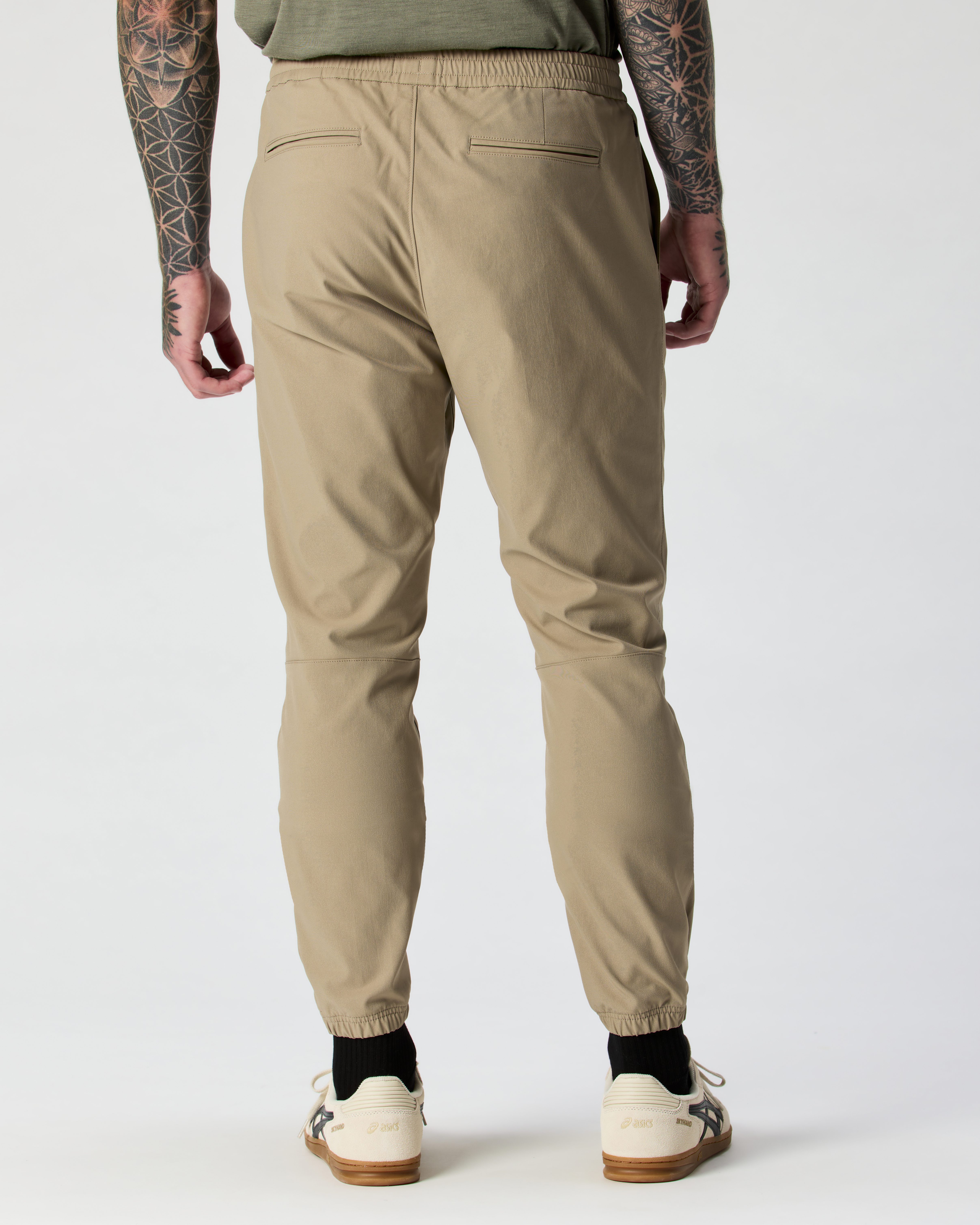 【BAON】Penkey Banding Bear Patch Brushed Jogger Pants Proof Nomad Jogger Pant - Khaki | Active Pants & Joggers