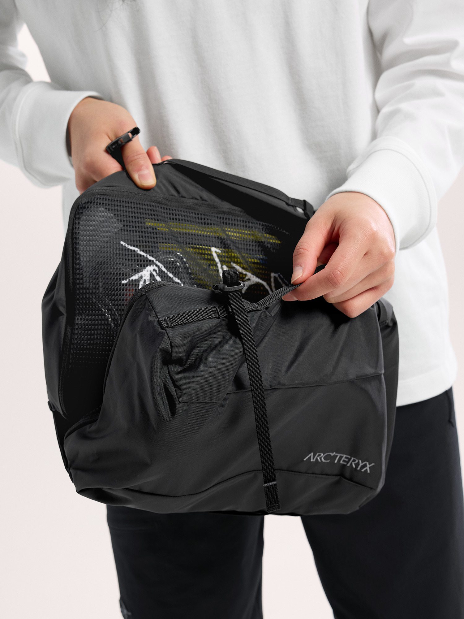 Arc'teryx Index 10 Gear Organizer - 24K Black | Packing