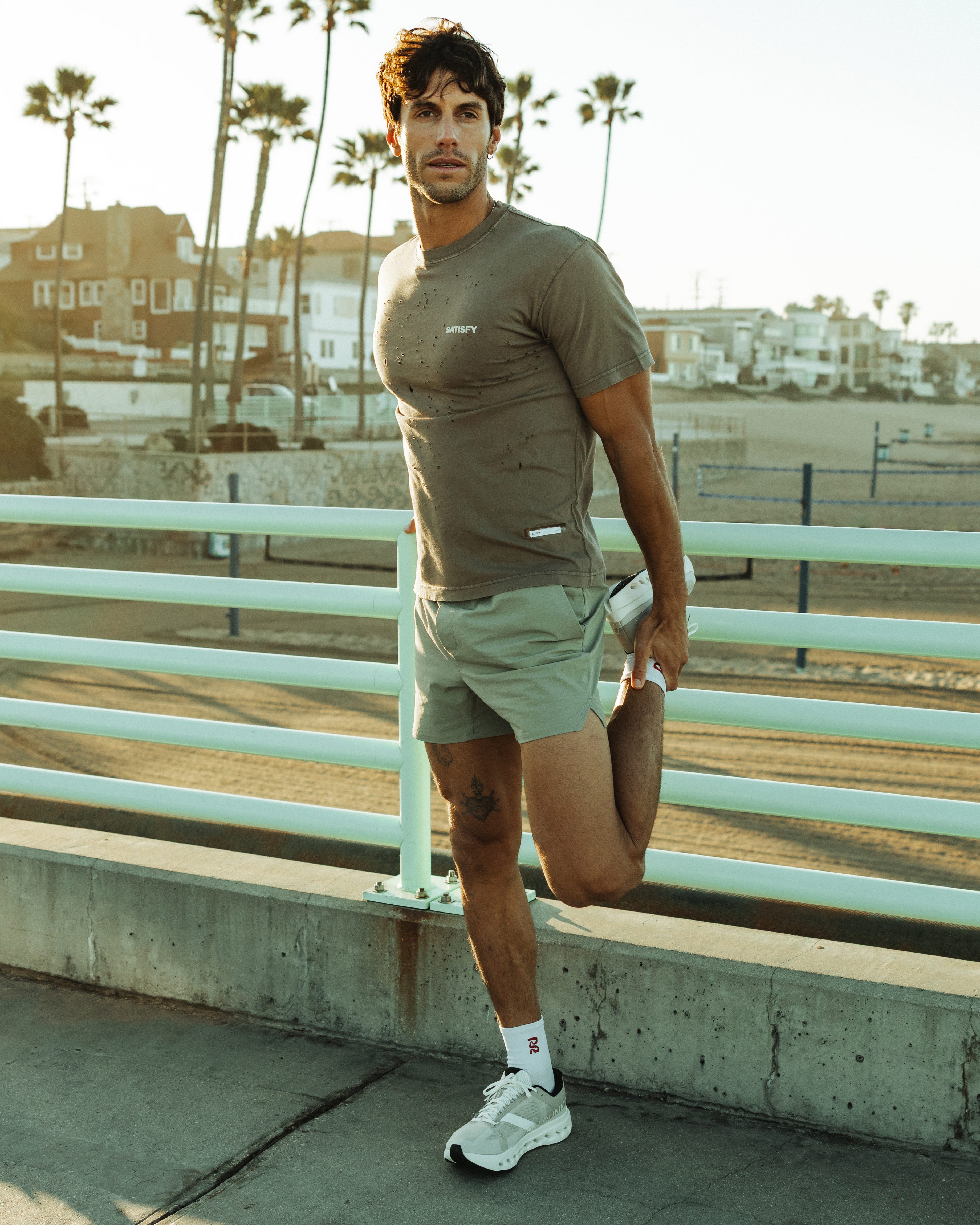 ショートパンツ LOEWE SHORTS (S540Y20L47 BOTTLEGREEN) Loewe Bottle Green Nappa Leather Shorts (LOEWE/ショート