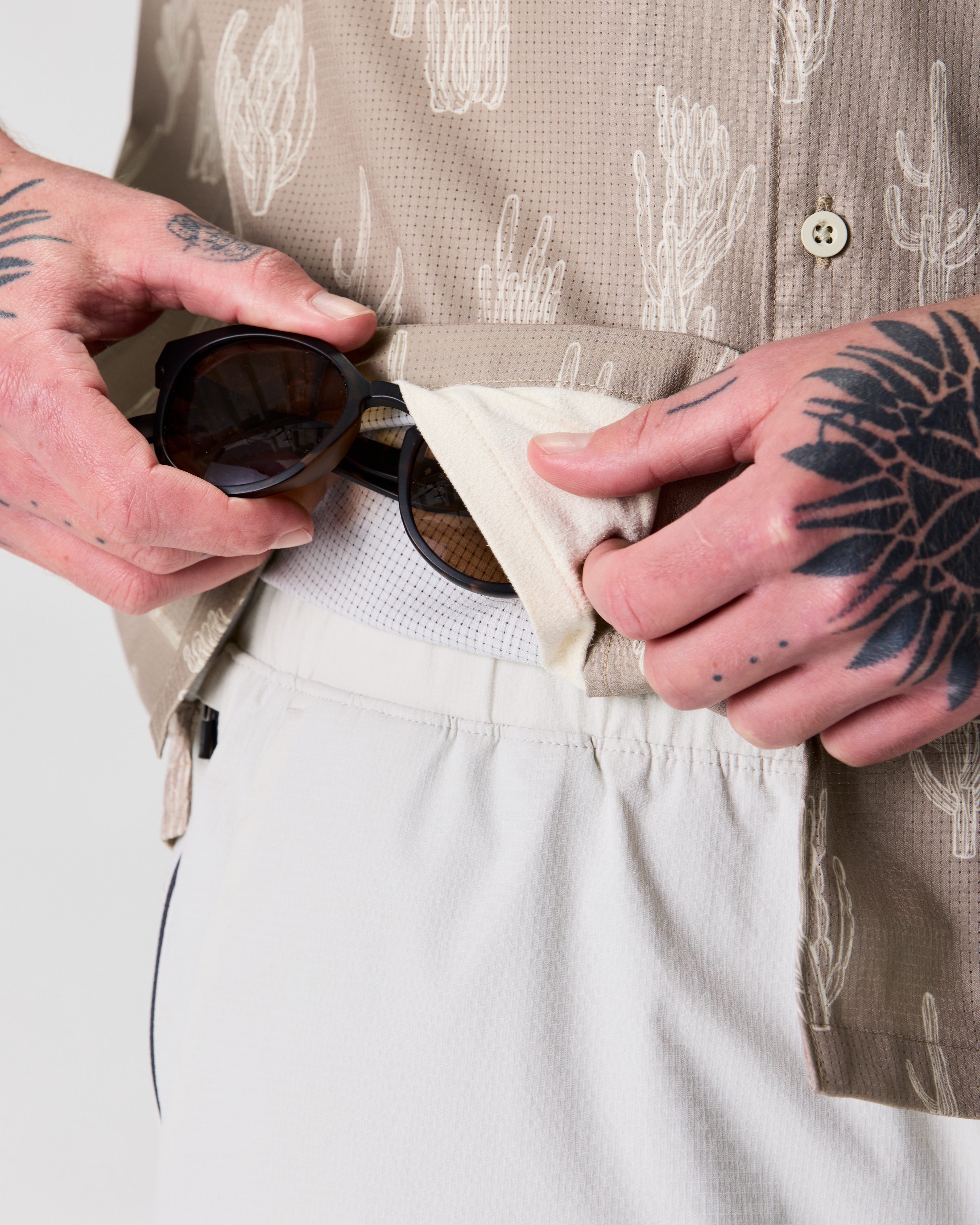 nature wepon sidekick+(プラス)_Ver.walnut Wellen Airweave Performance Camp Collar Shirt - Cactus Black