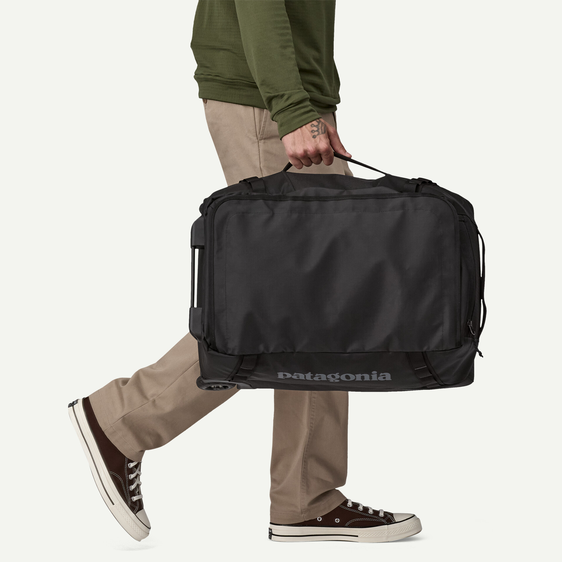 パタゴニア　Black Hole Wheeled Duffel 40L Black Hole Wheeled Duffel 40L | Traveler Surf Club