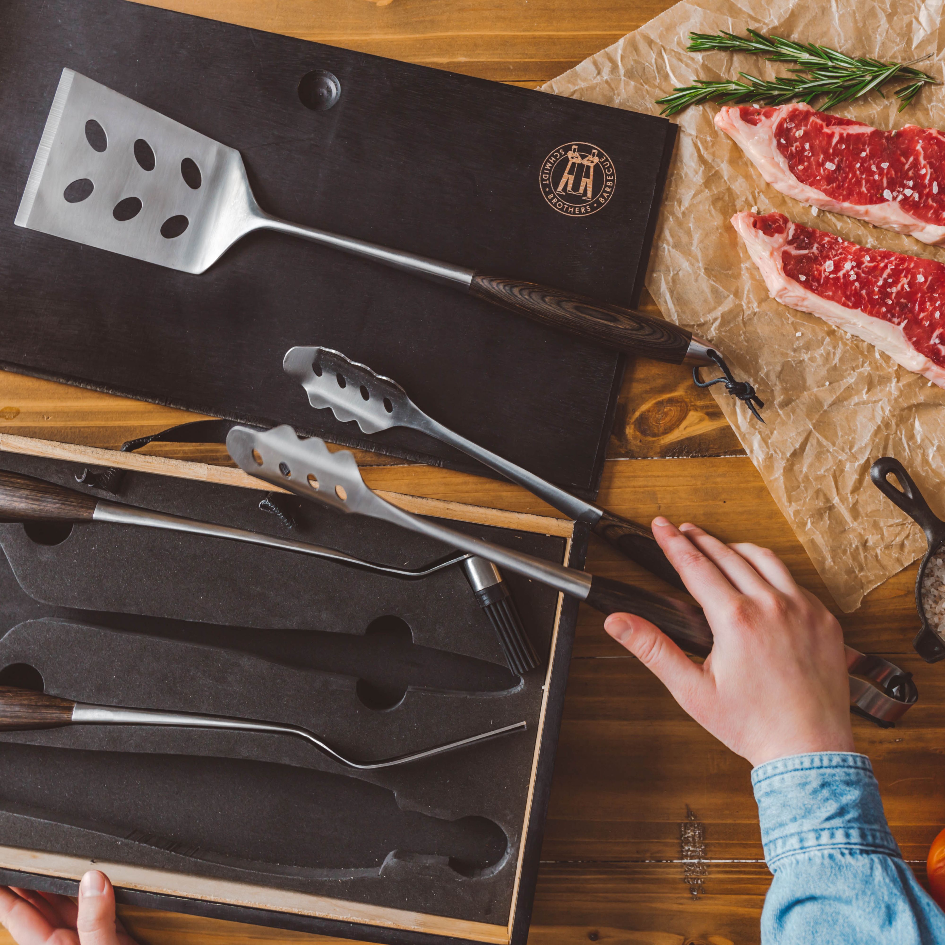 4-Piece BBQ Tool Set - Thumbnail 5