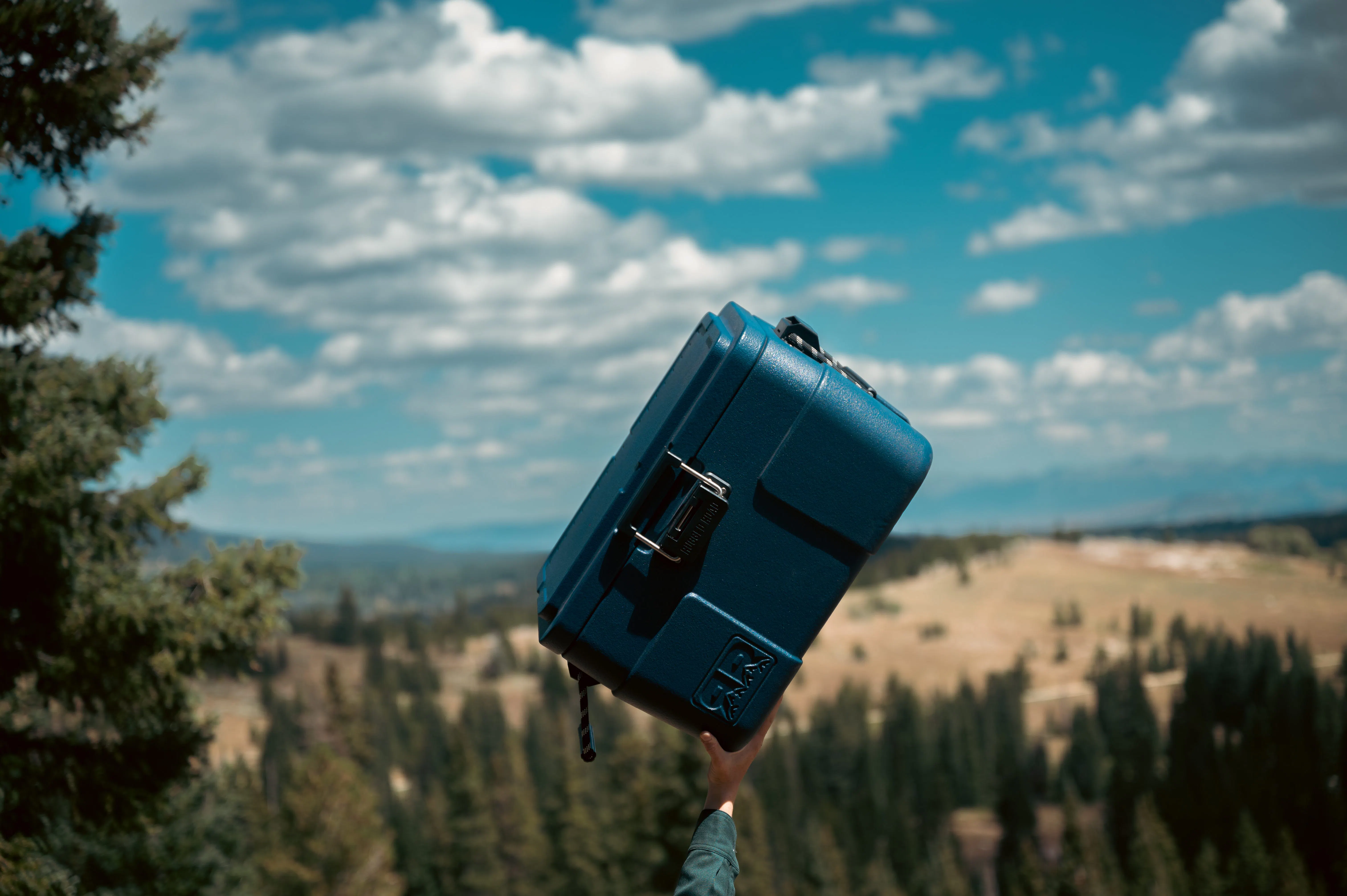 Rugged Road Outdoors Cooler - Thumbnail 2
