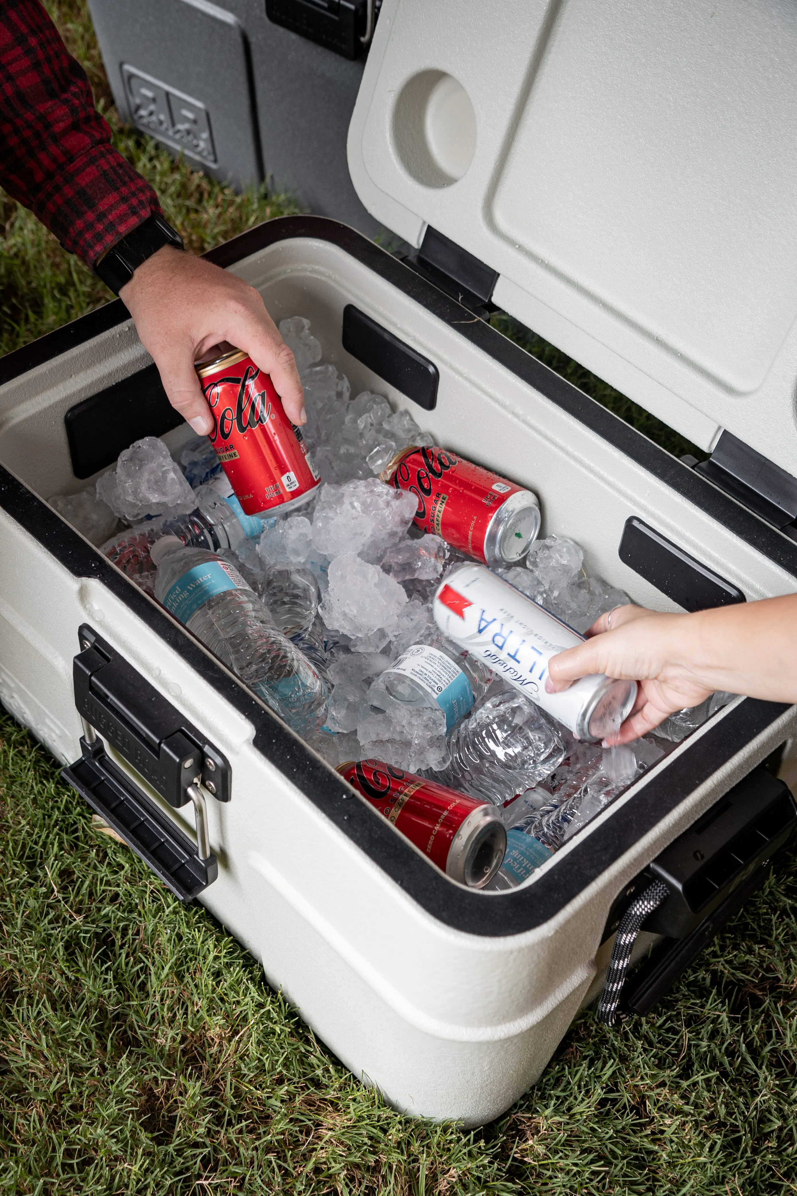 Rugged Road Ultralight Cooler - 65 Cans - Polar White | Camp