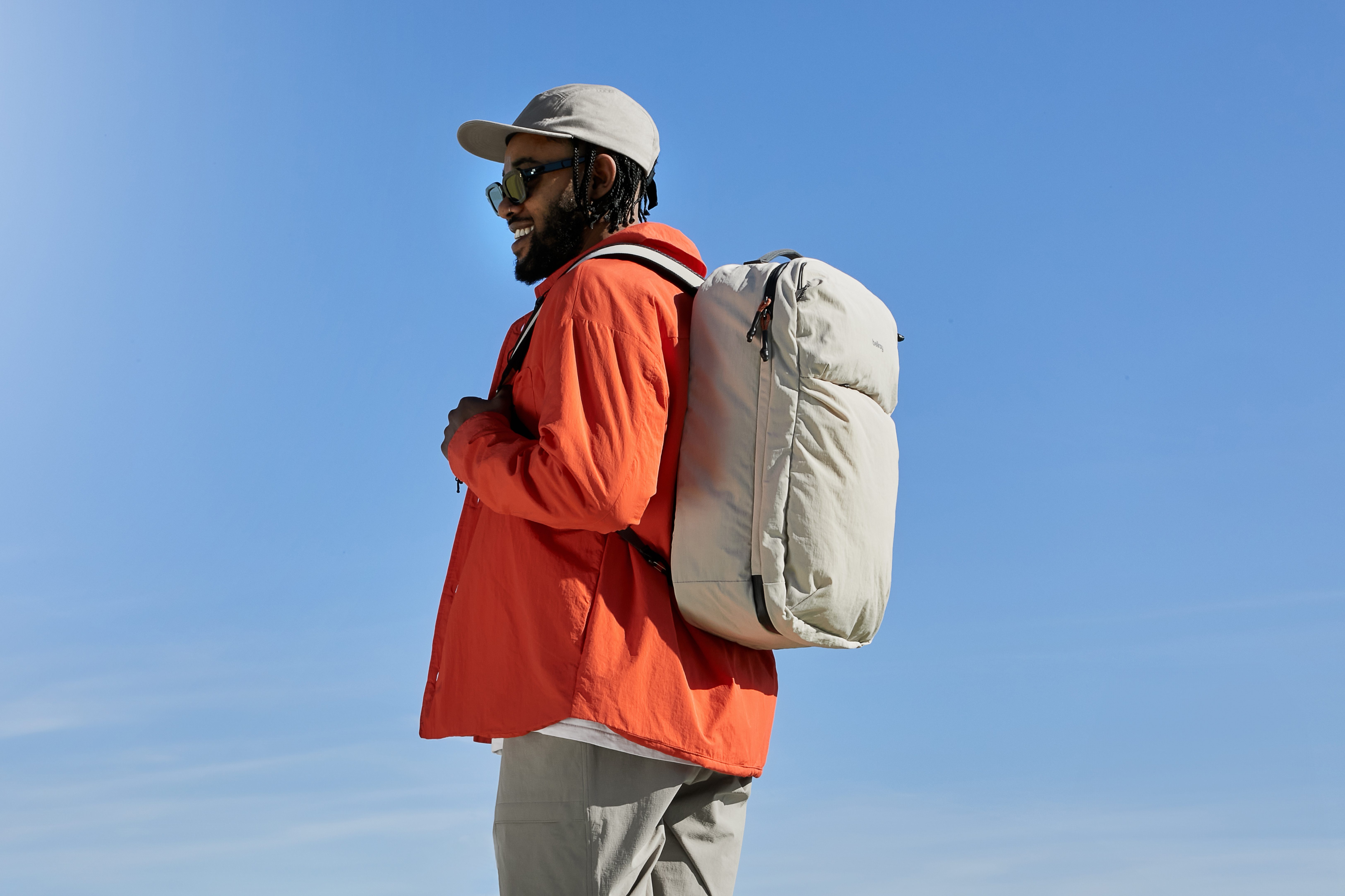 バッグ Bellroy Lite Travel Pack 30L Ash Lite Travel Pack | Carry-on Travel Backpack 30 L & 38 L