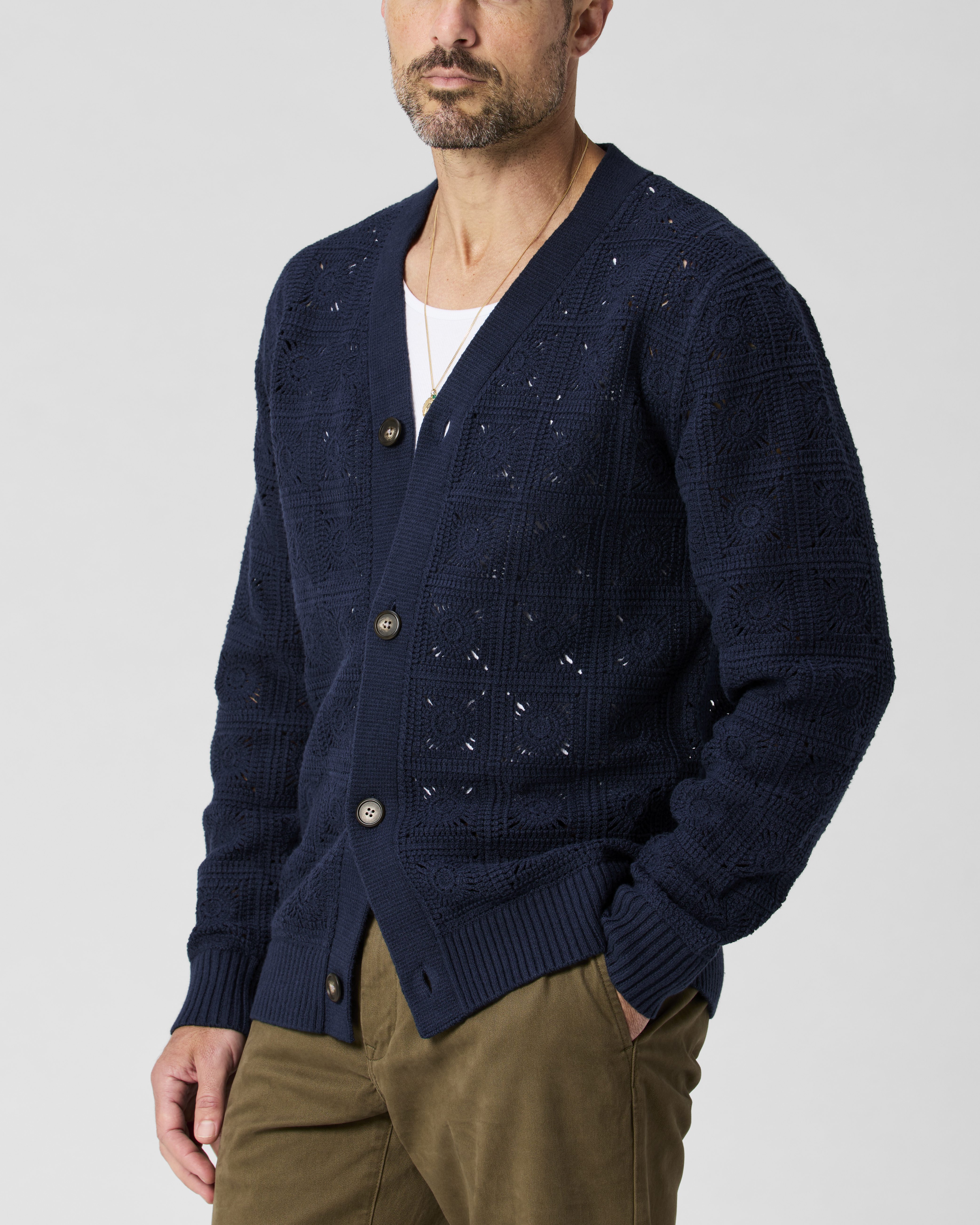 \"90s pringles\" knit cardigan M navy 英国製 Pringle Of Scotland V Neck Cardigan - Navy - UTJ035-2200