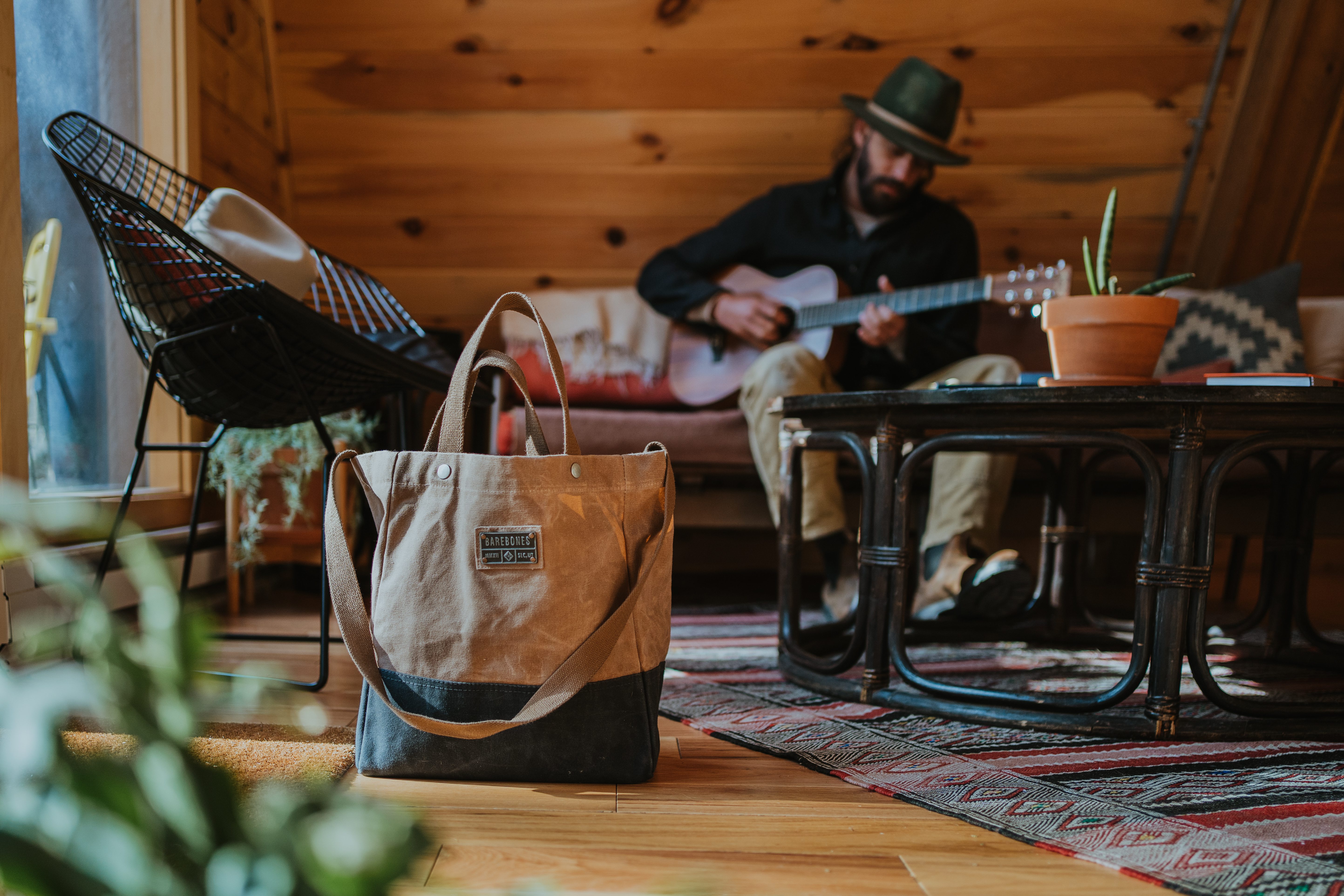 Neelum Oversized Tote Bag - Thumbnail 3