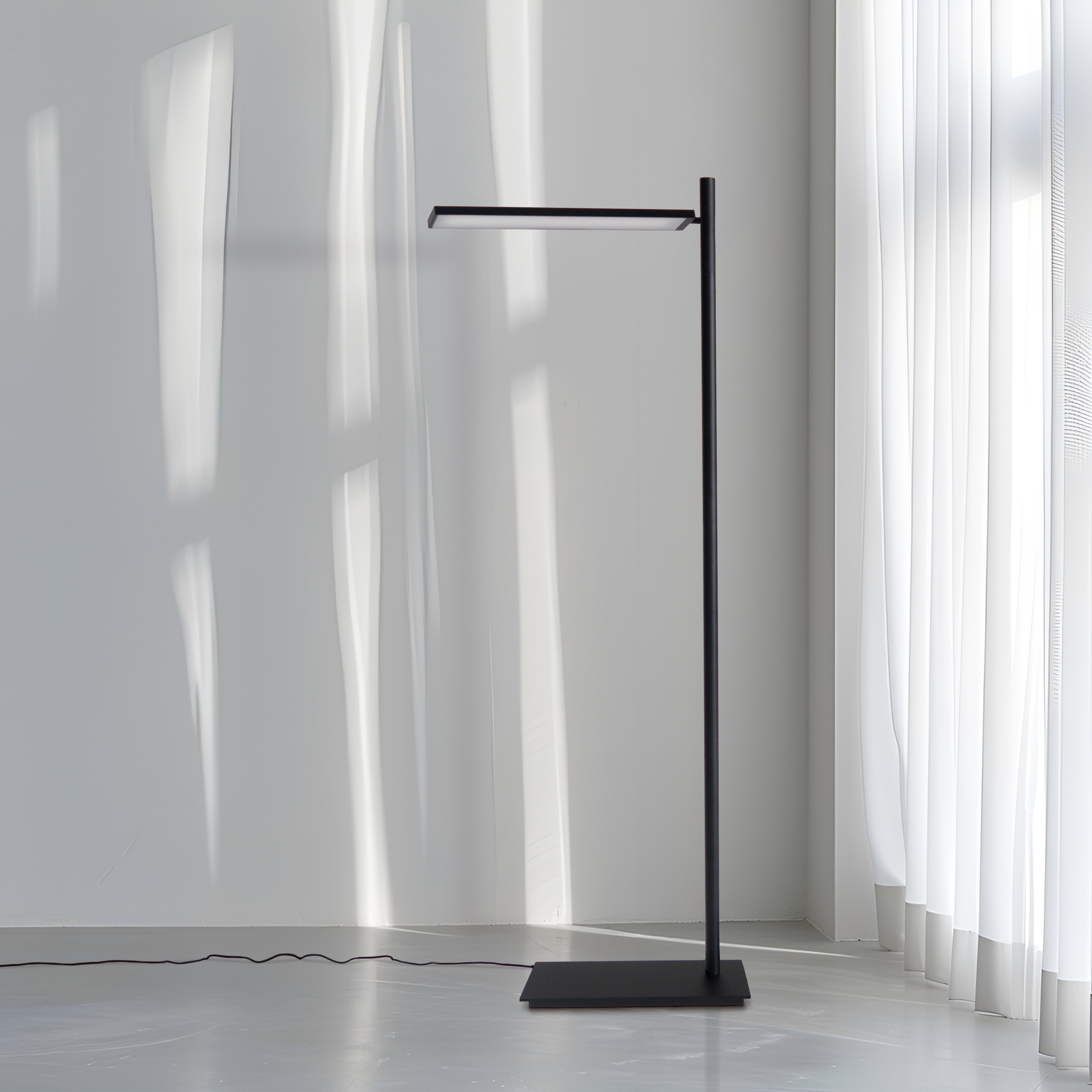 Linden Floor Lamp - Thumbnail 2