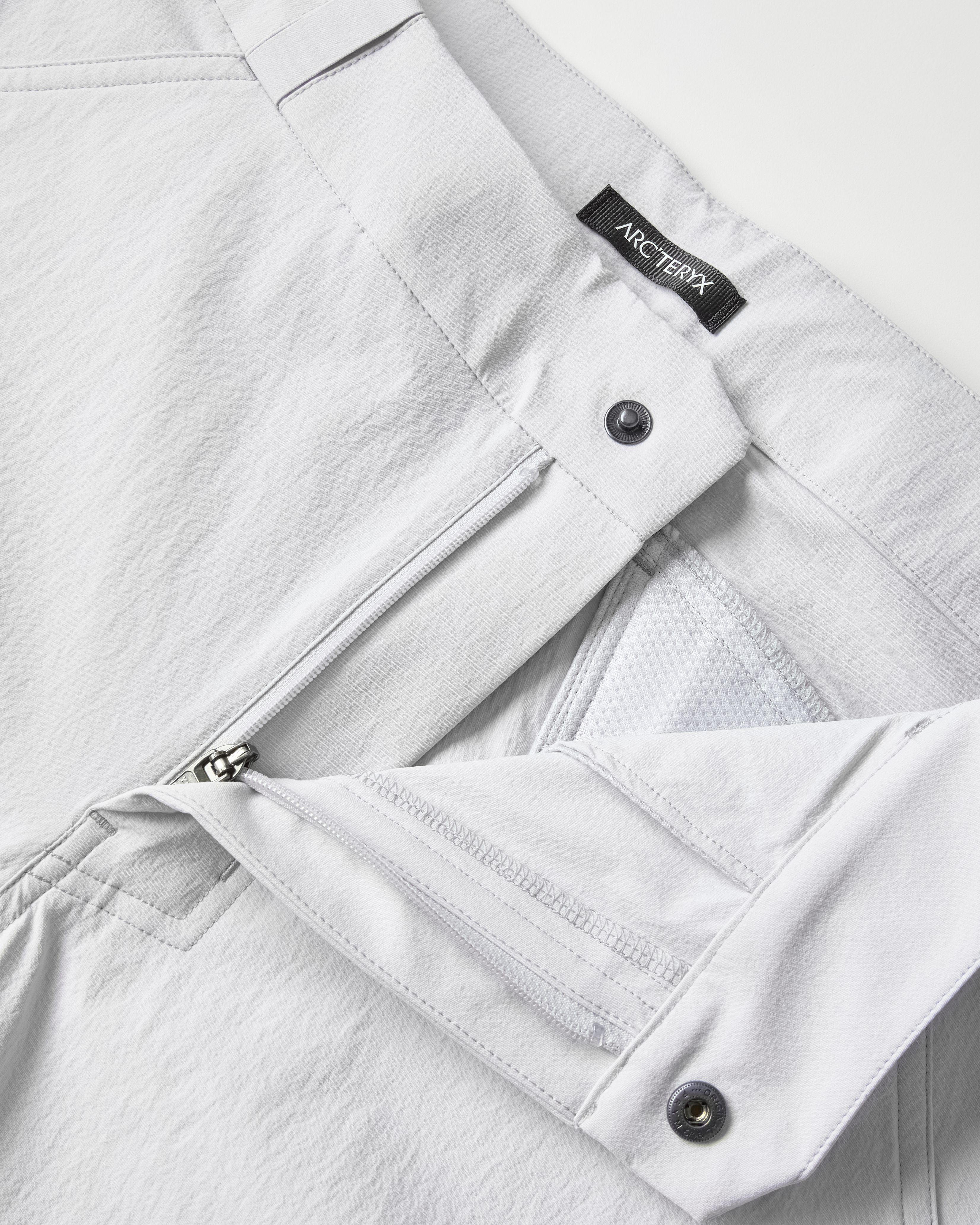 ARC'TERYX Cronin Shorts11 ホワイト サイズ28 ARC'TERYX Cronin Shorts11 ホワイト サイズ28 - メルカリ