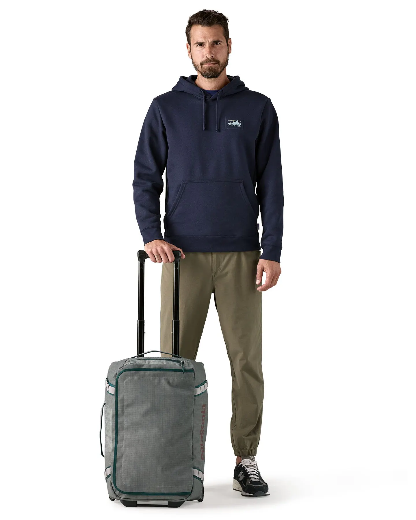 40l patagonia wheeled duffel The interior is organized with practical compartments to securely store items Patagonia Black Hole Wheeled 40L