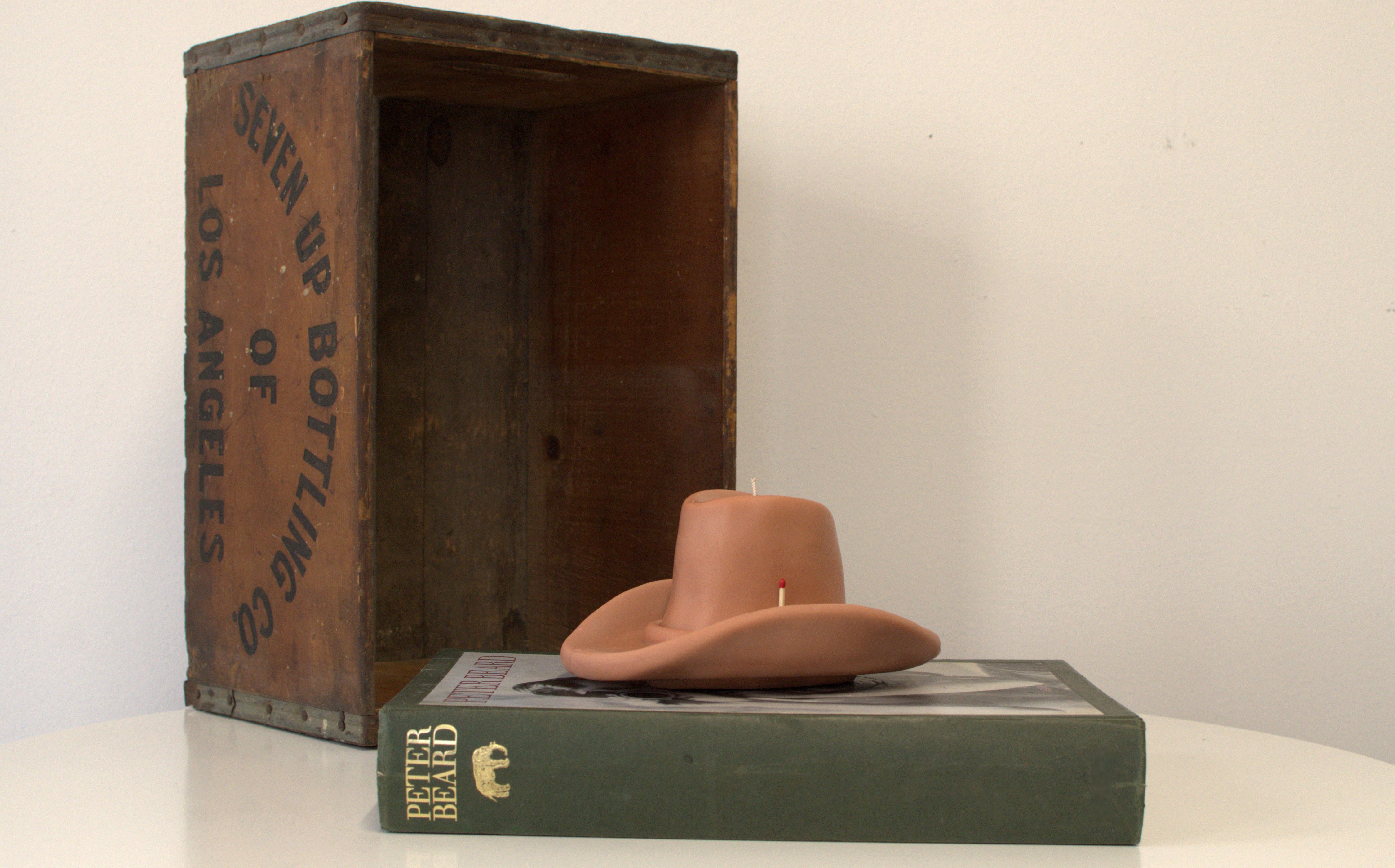 Belle Star Cowboy Hat Candle - Thumbnail 4