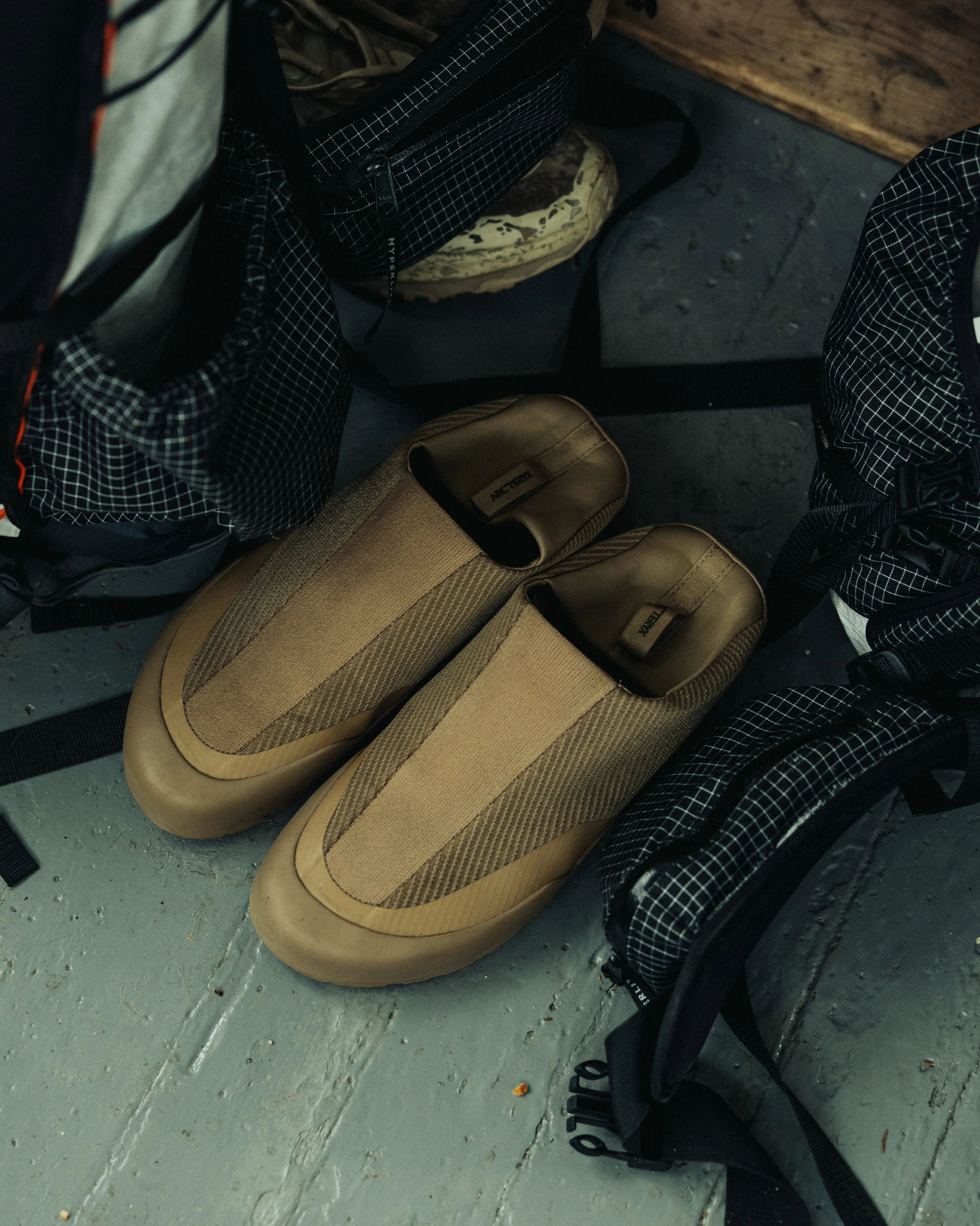 Arc'teryx Kragg Slip On - Canvas/Canvas | Slip Ons & Loafers