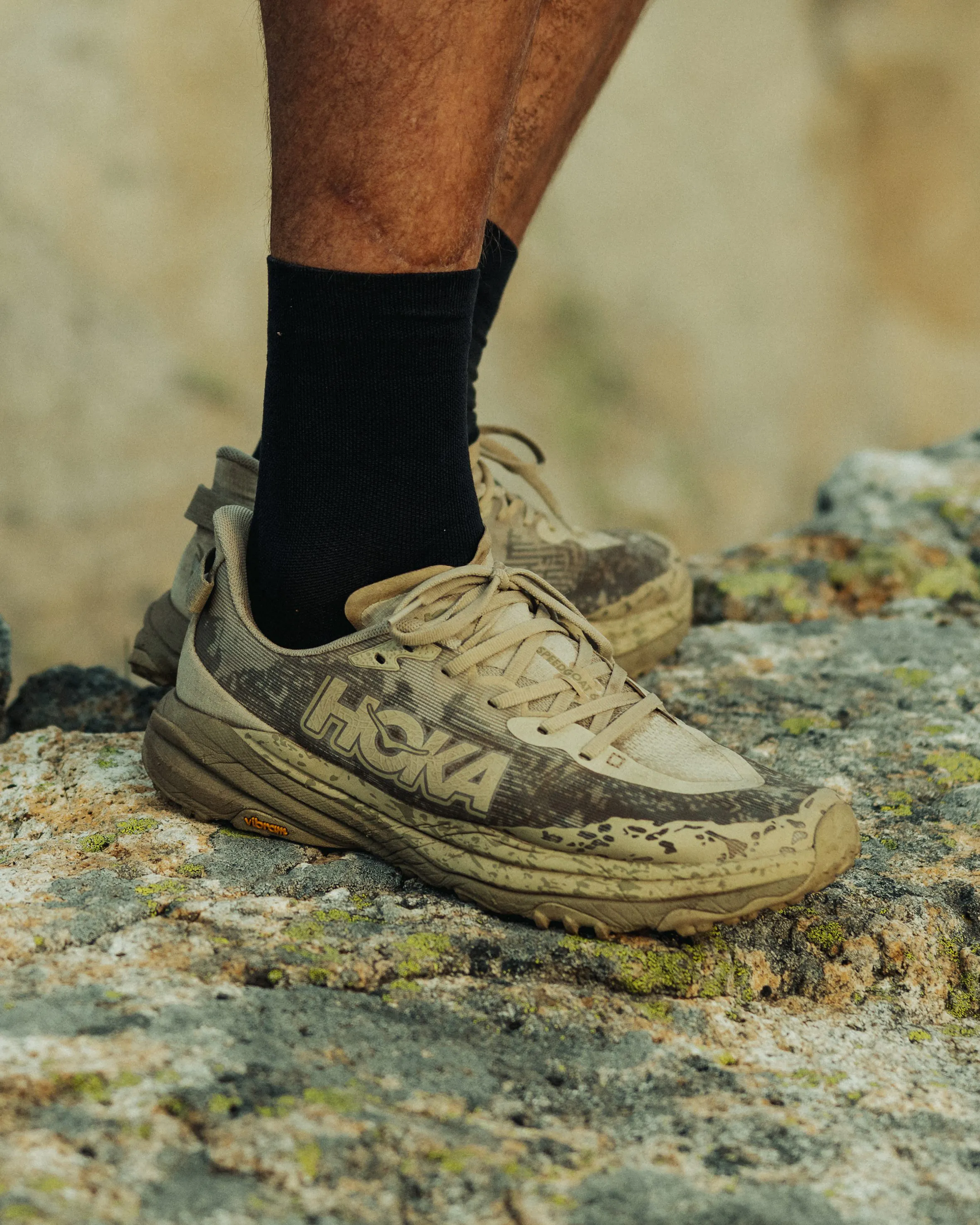 Hoka Speedgoat 6 Sneaker - Oyster Mushroom/Wild Mushroom | Trail