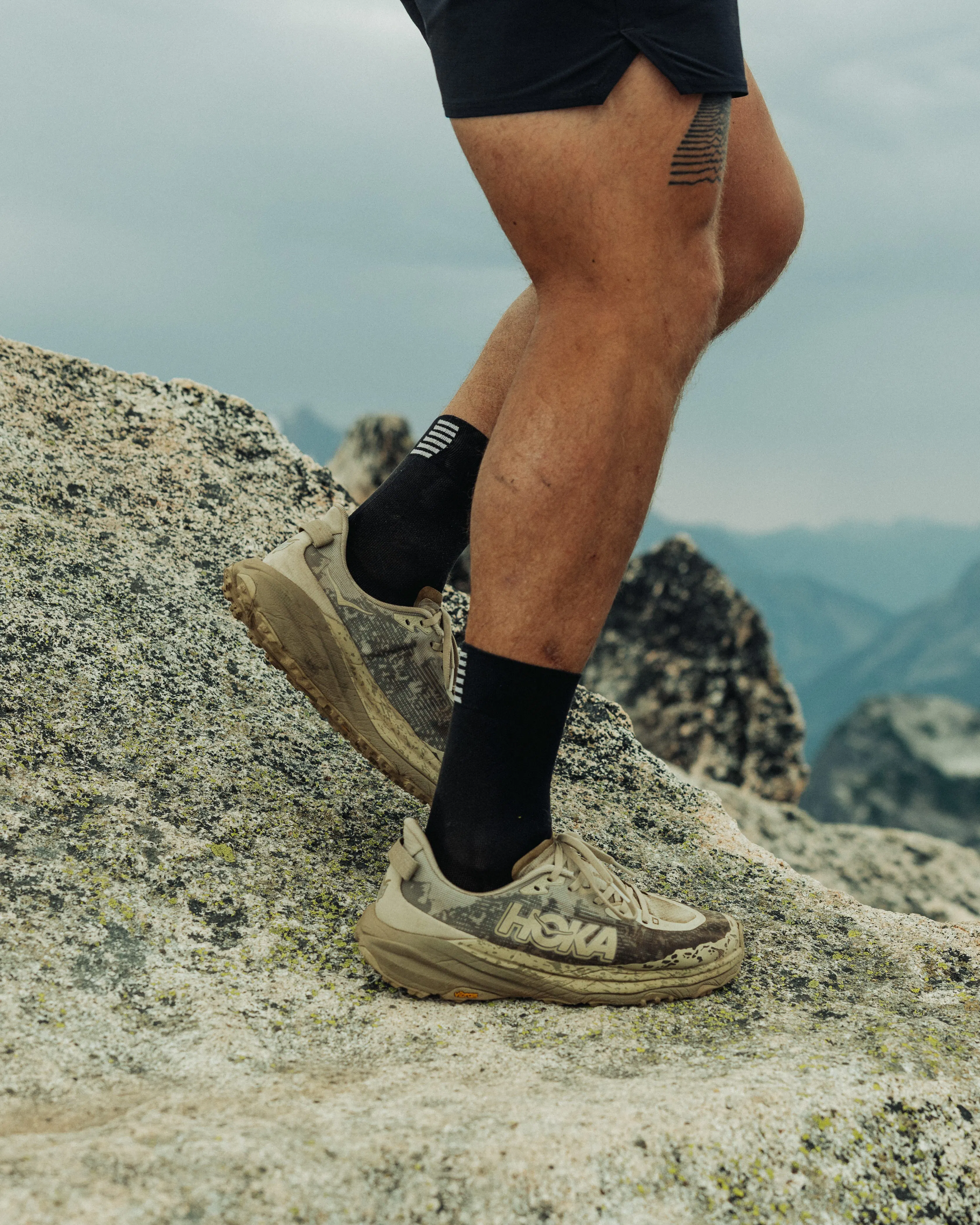 Hoka Speedgoat 6 Sneaker - Oyster Mushroom/Wild Mushroom | Trail