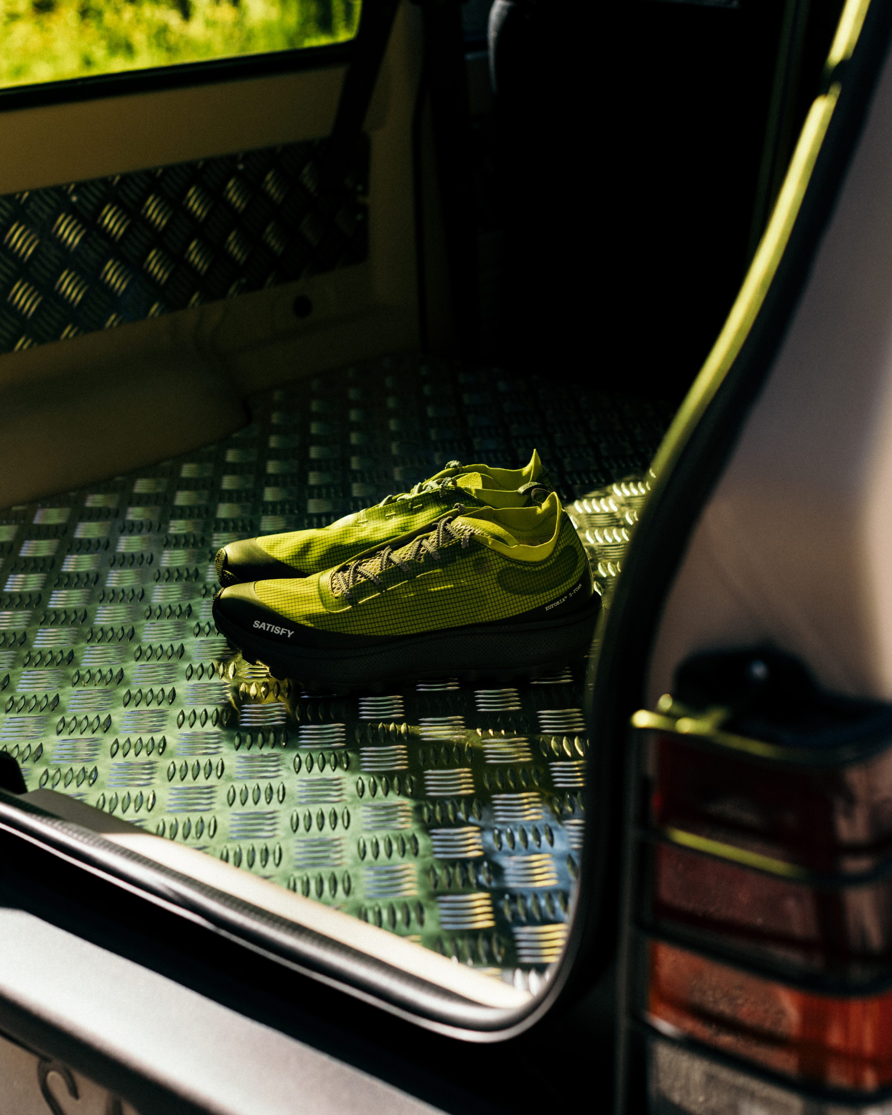 Satisfy The Rocker Trail Sneaker - Grenoble Green | Trail Sneakers