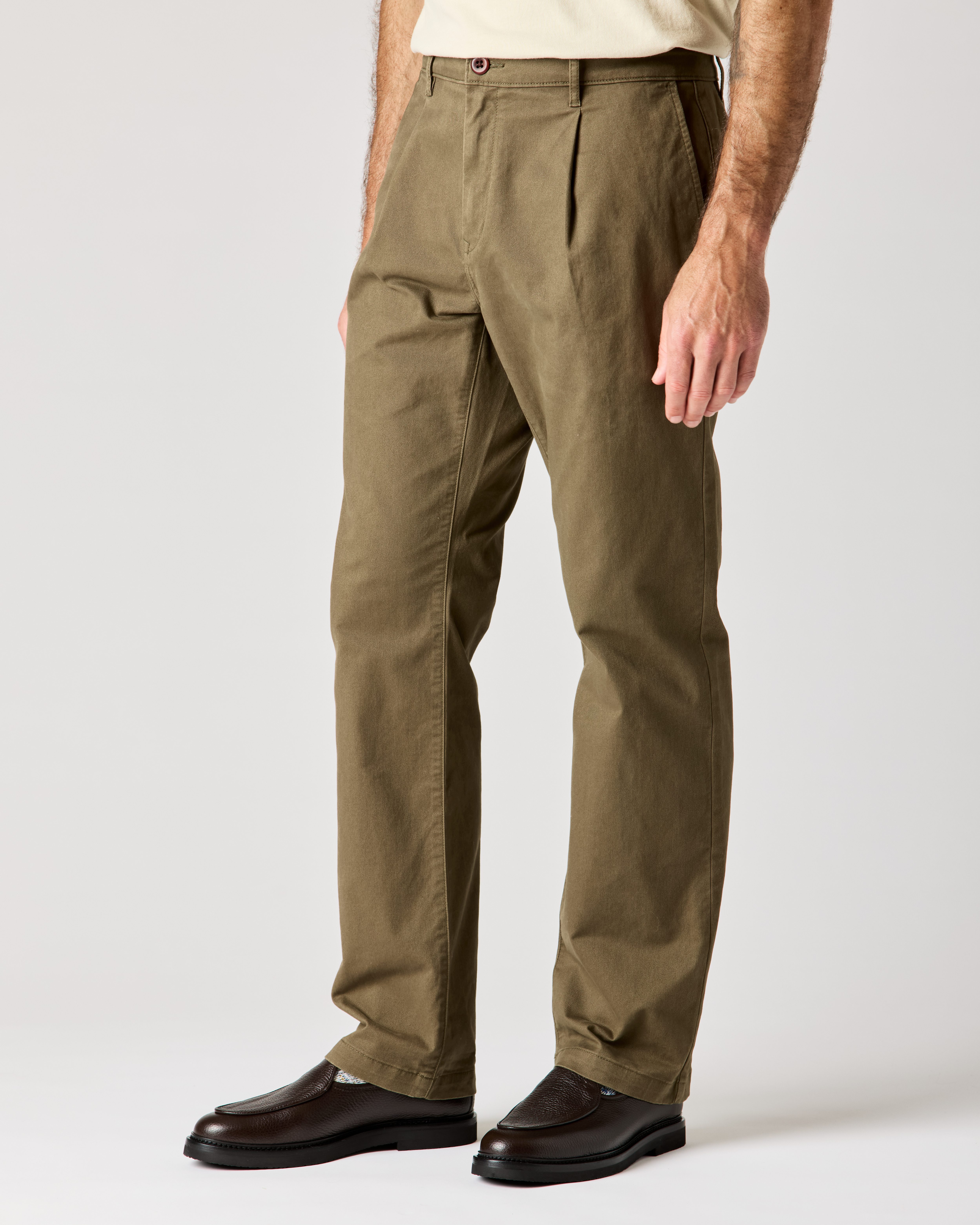 Flint and Tinder 365 Pleated Chino Pant - HB Classic - Military