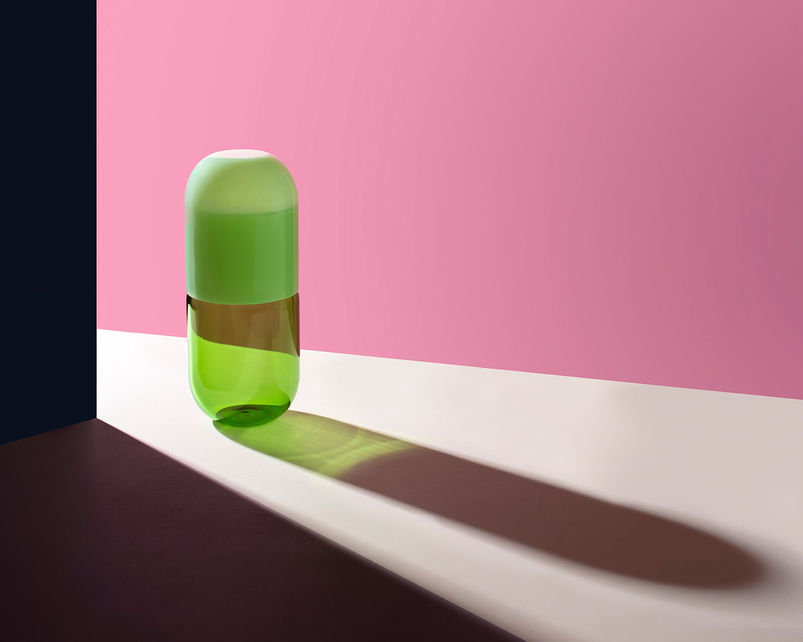 Happi Pill Carafe & Cup - Thumbnail 2