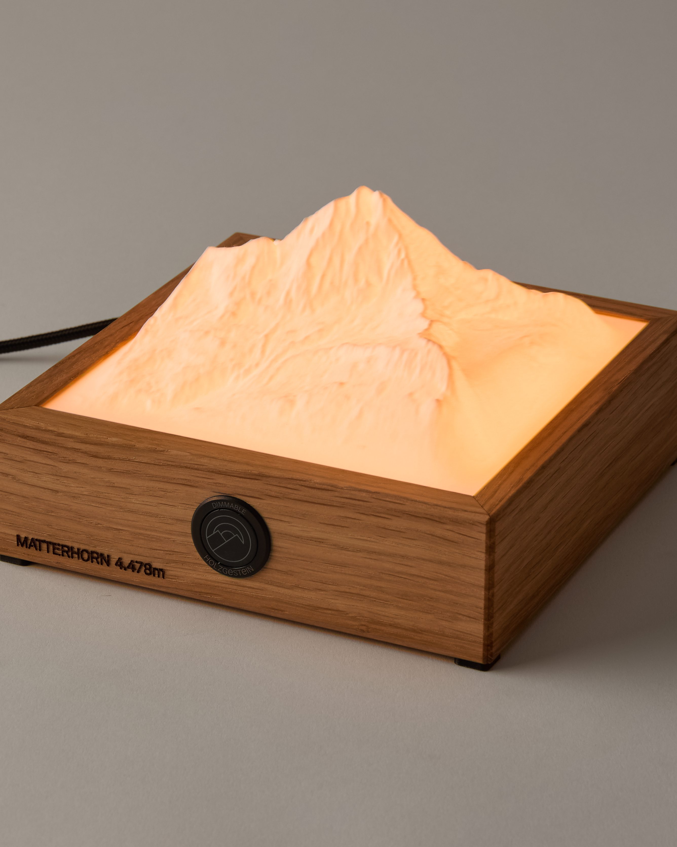 Holzgestein 3D-Printed Mountain Relief Lamp - Matterhorn
