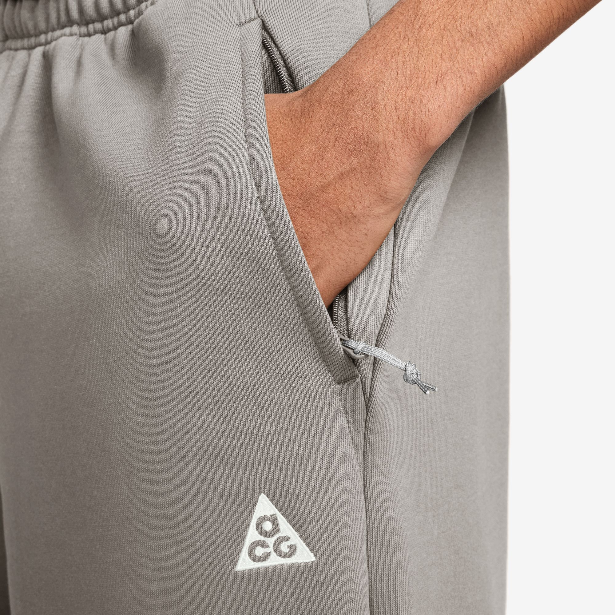 Nike ACG Tuff Fleece Pant - College Grey | Sweatpants | Huckberry