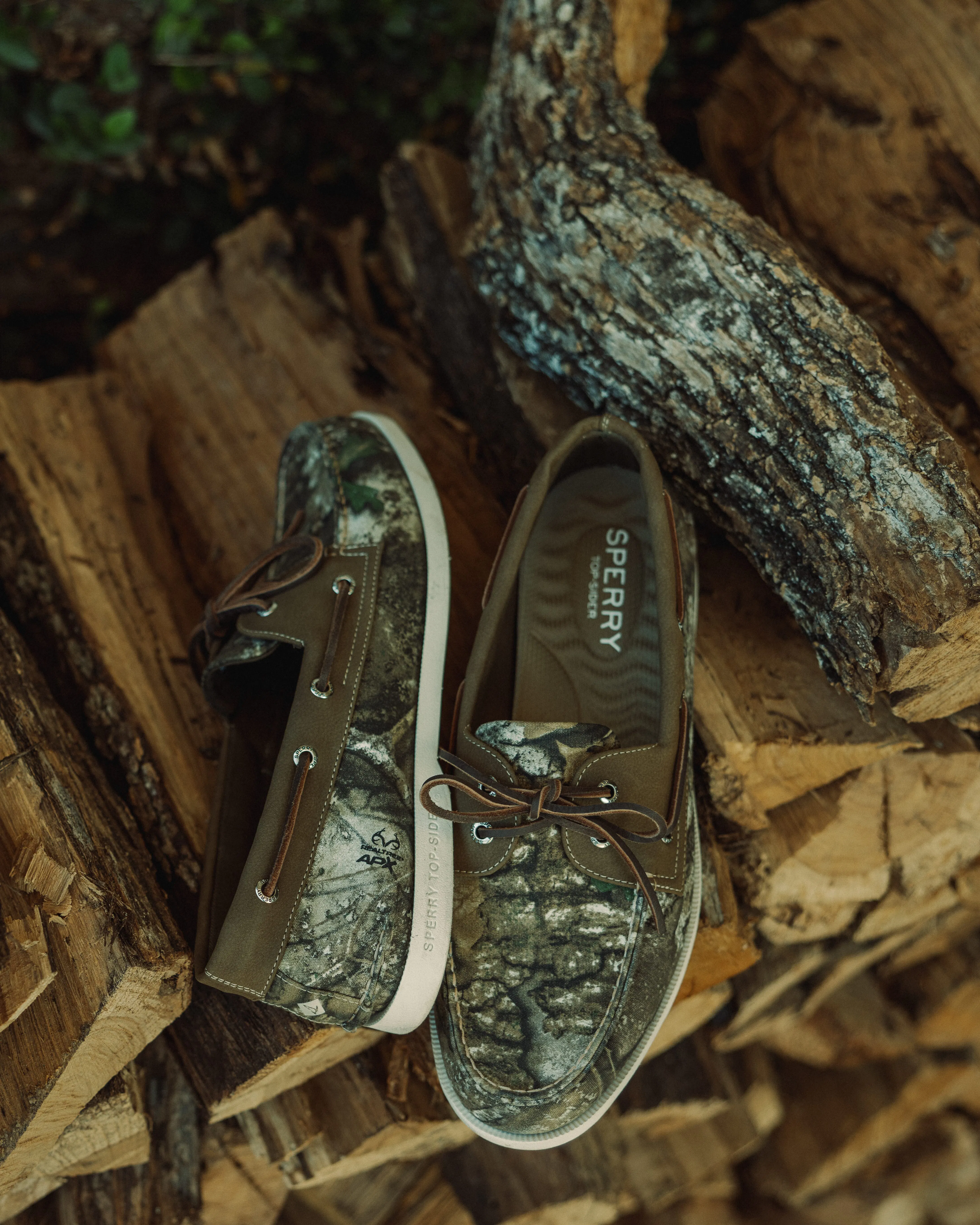 NWT Sperry cutwater deck shoes/ Boots Realtree camo olive Size 9 Sperry Cutwater Deck Boot Sperry Men main image 4