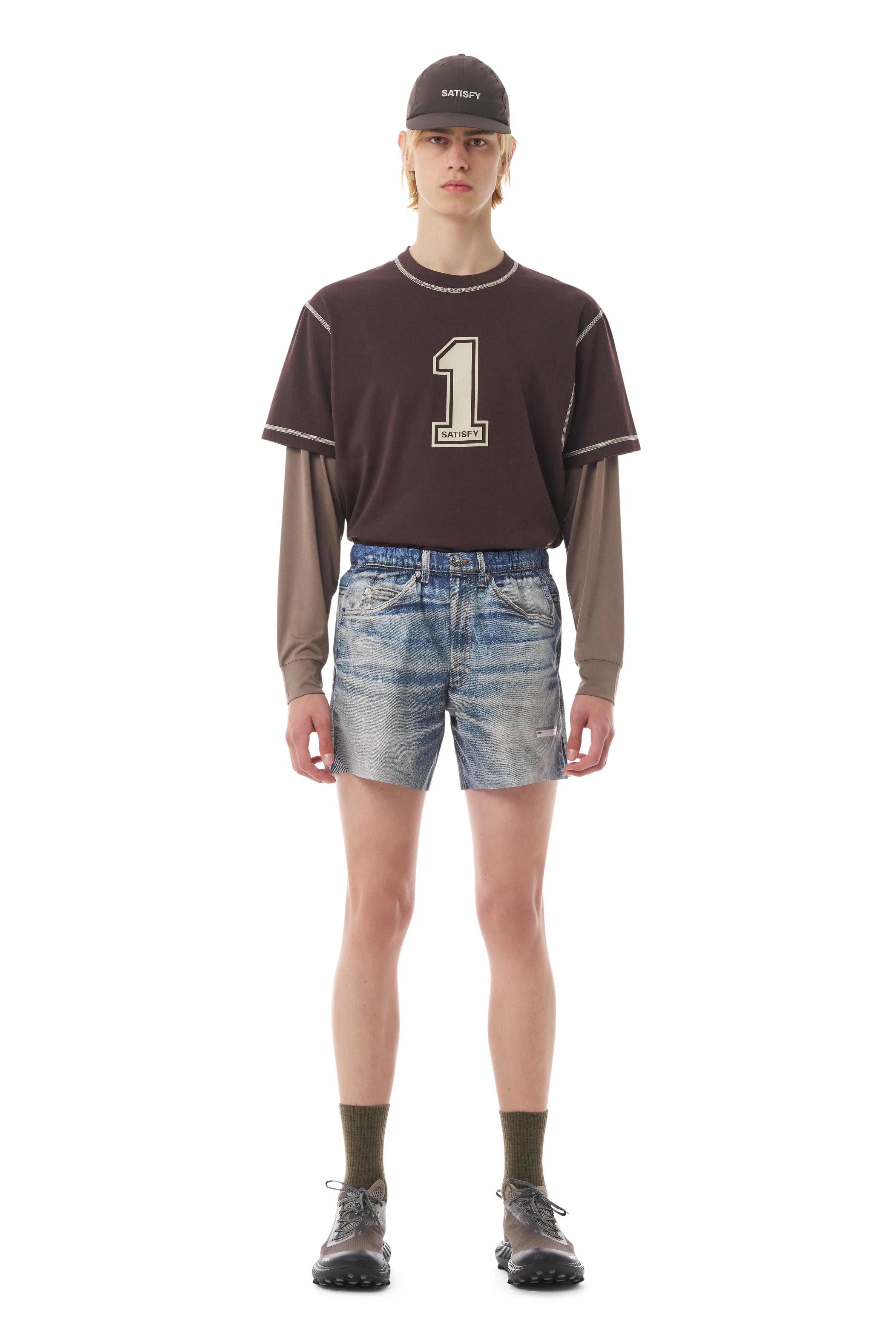 Satisfy PeaceShell Unlined Short- 5