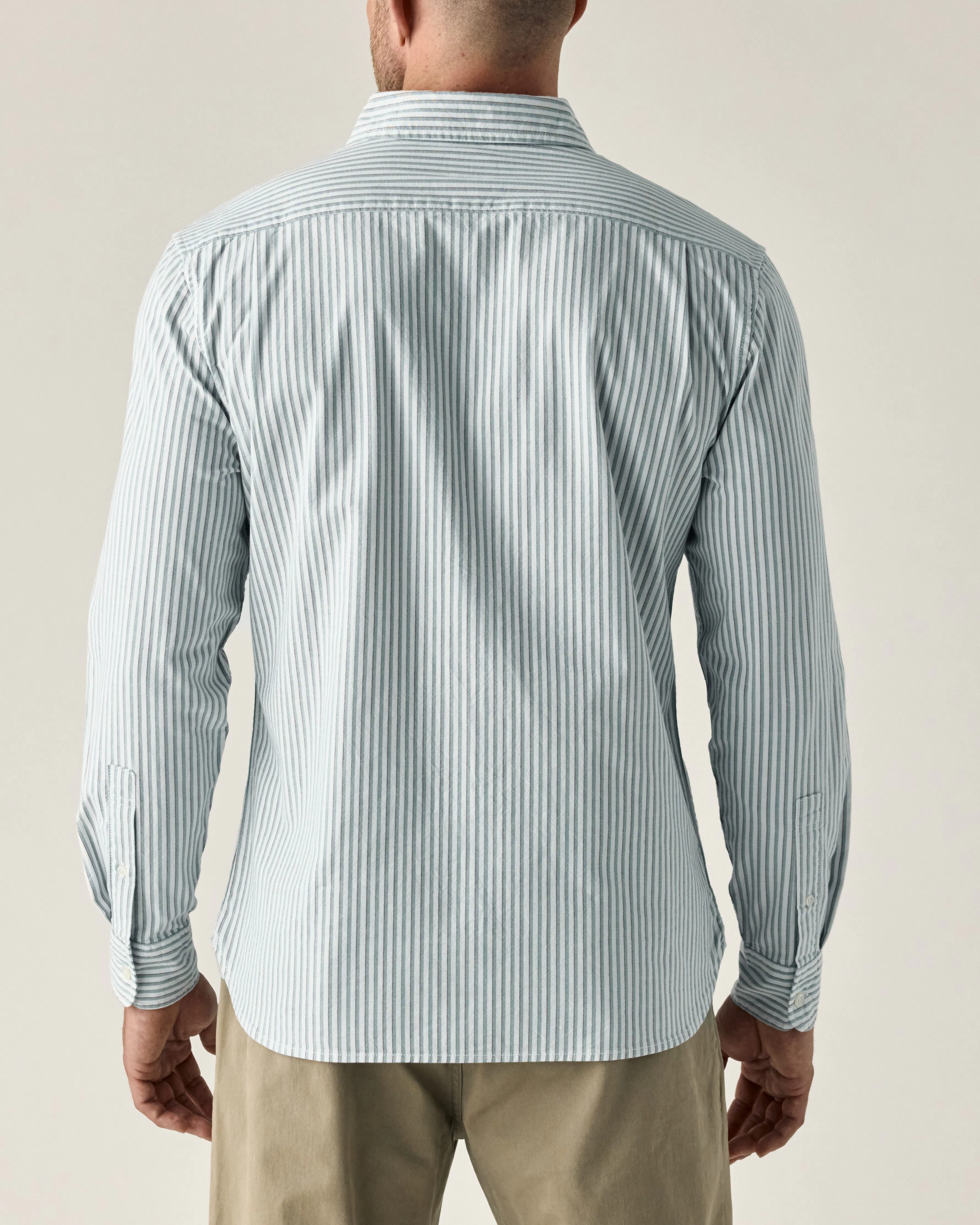 dress shirts amazon Comfort Stretch Non-Iron Herringbone Shirt It also features a front pocket and coordinates perfectly with virtually any jacket Flint and Tinder Oxford Draftsman