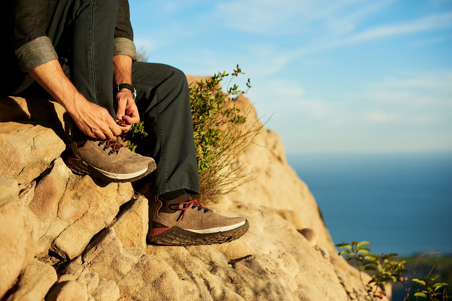 huckberry hiking boots