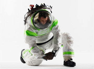 Tile spacesuit