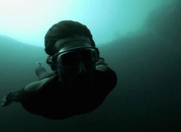 Tile hero freediverdive2header