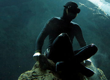 Tile freediving header diversion