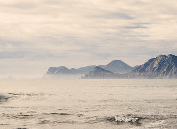 Tile huckberry terasu surfing siberia dylan gordon header